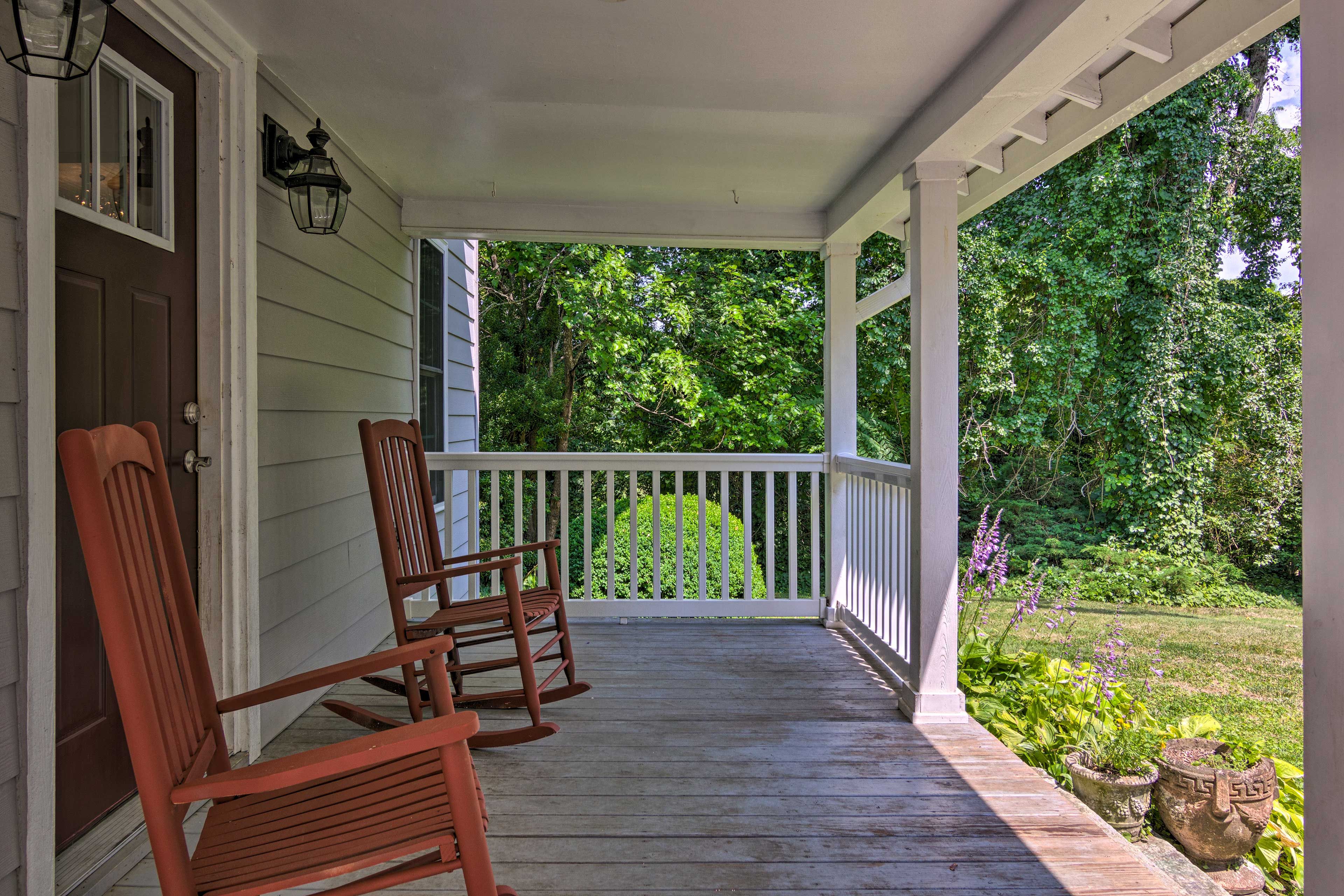 Front Porch | Steps Required