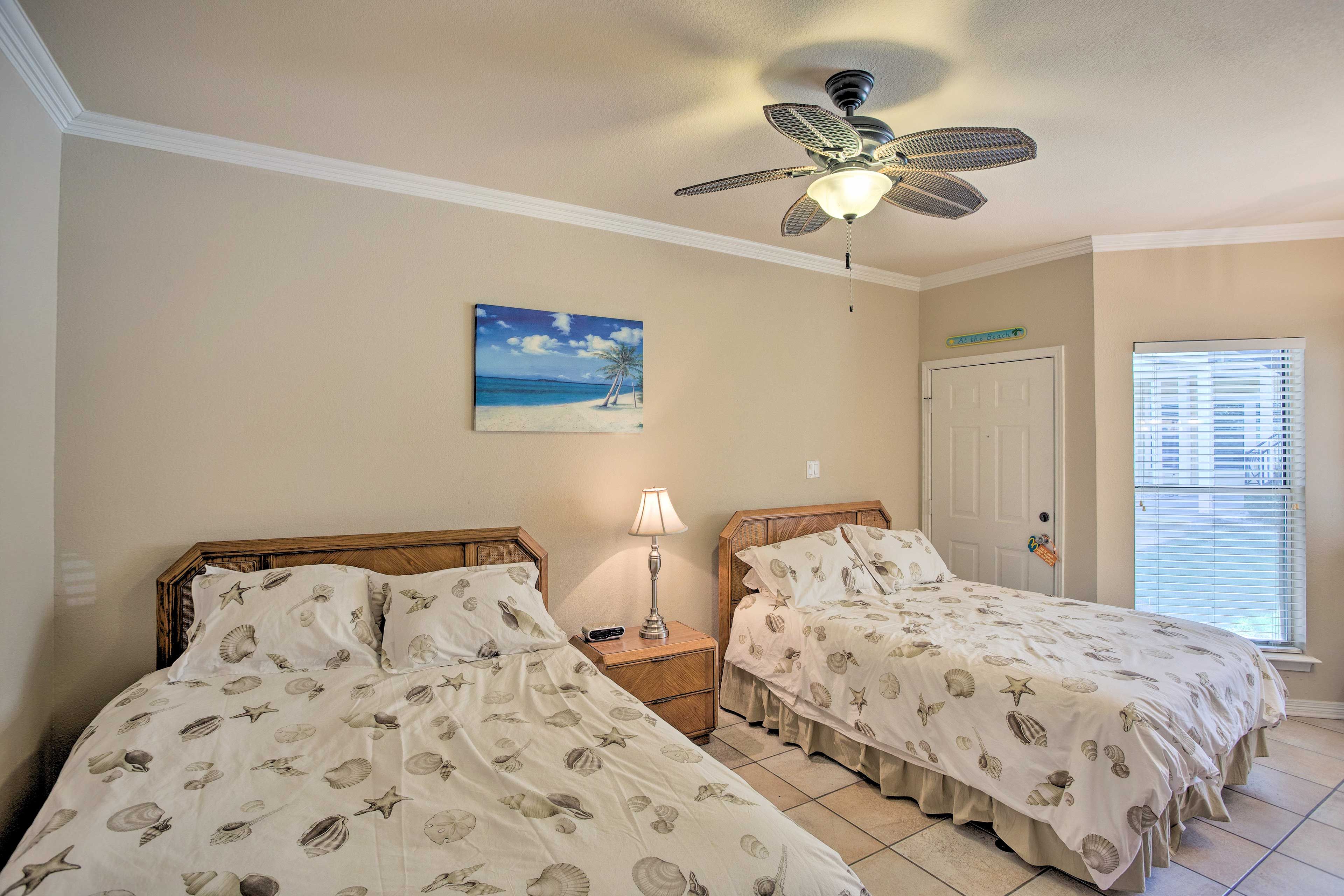Bedroom 2 | 2 Queen Beds
