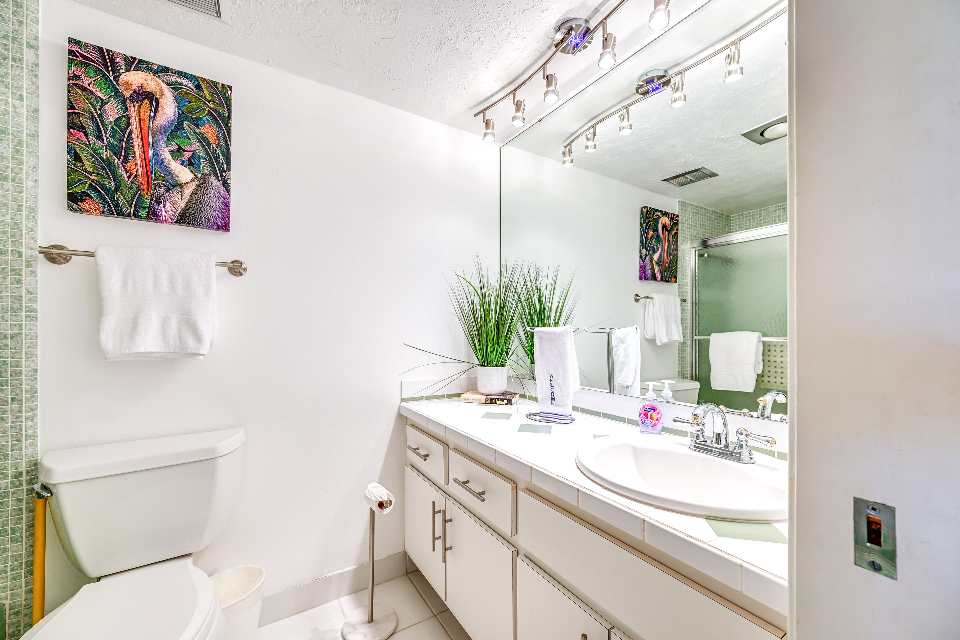 En-Suite Bathroom | Towels Provided