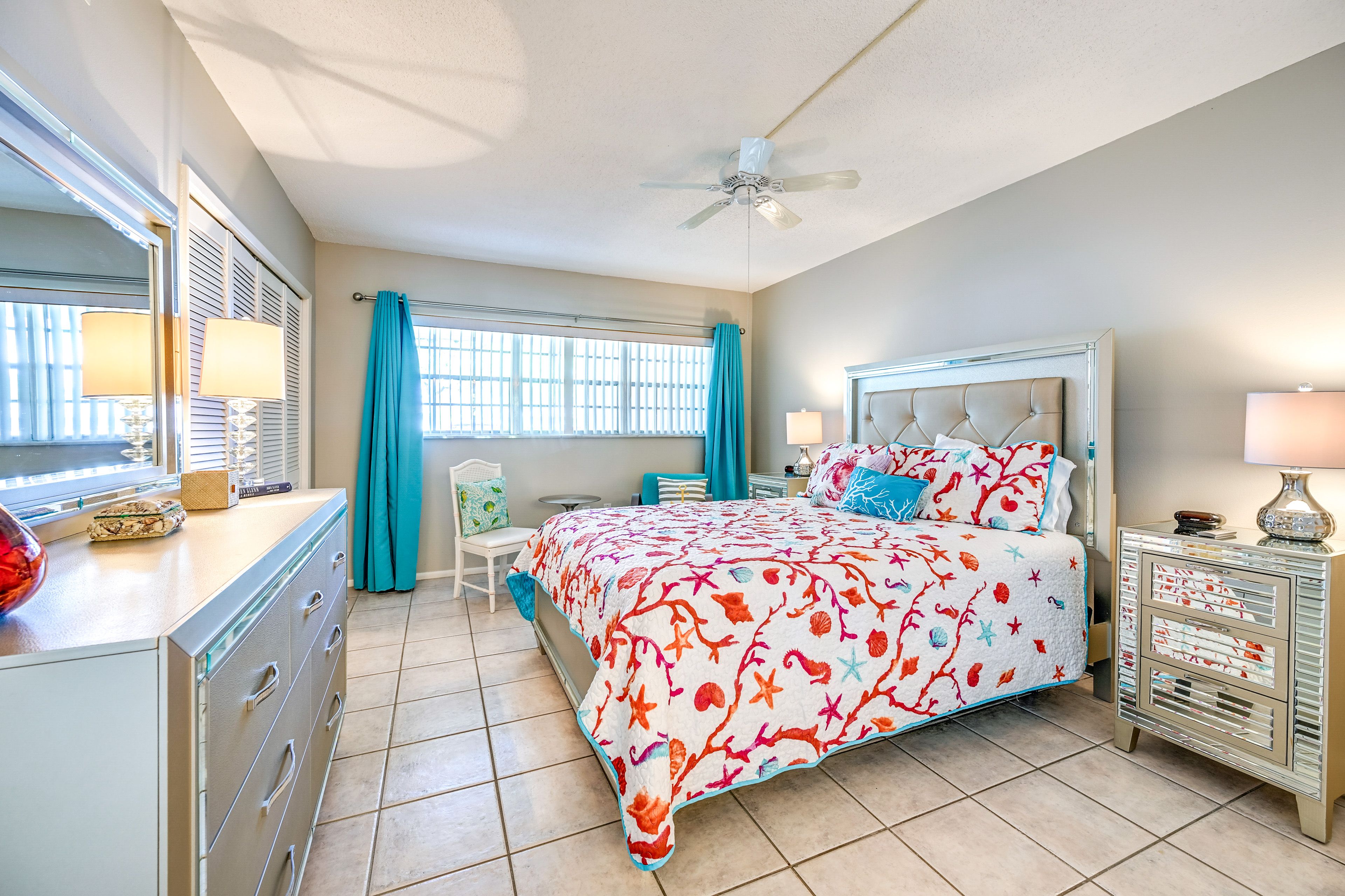 Bedroom 1 | Queen Bed | Linens Provided