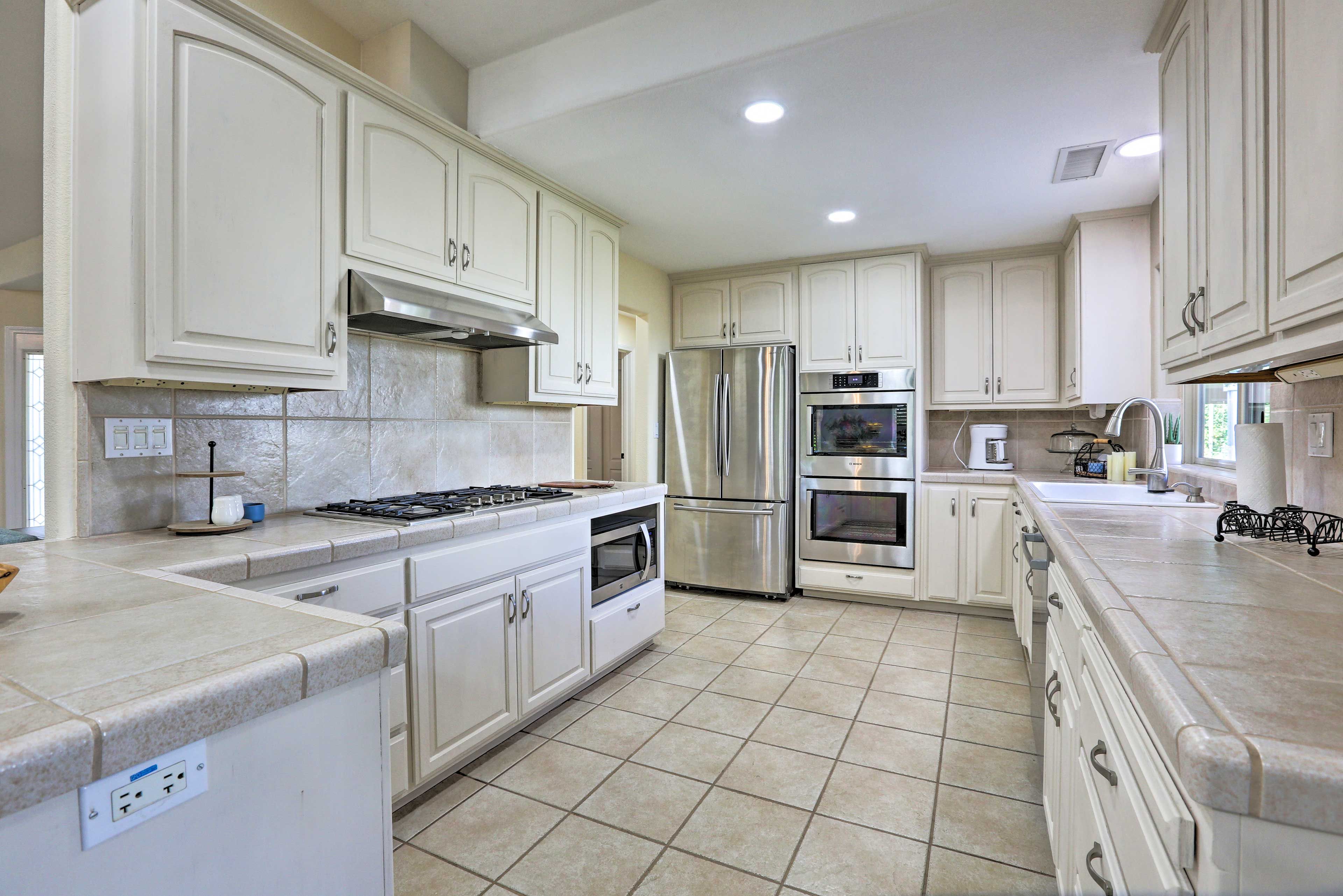 Kitchen | Microwave | Blender
