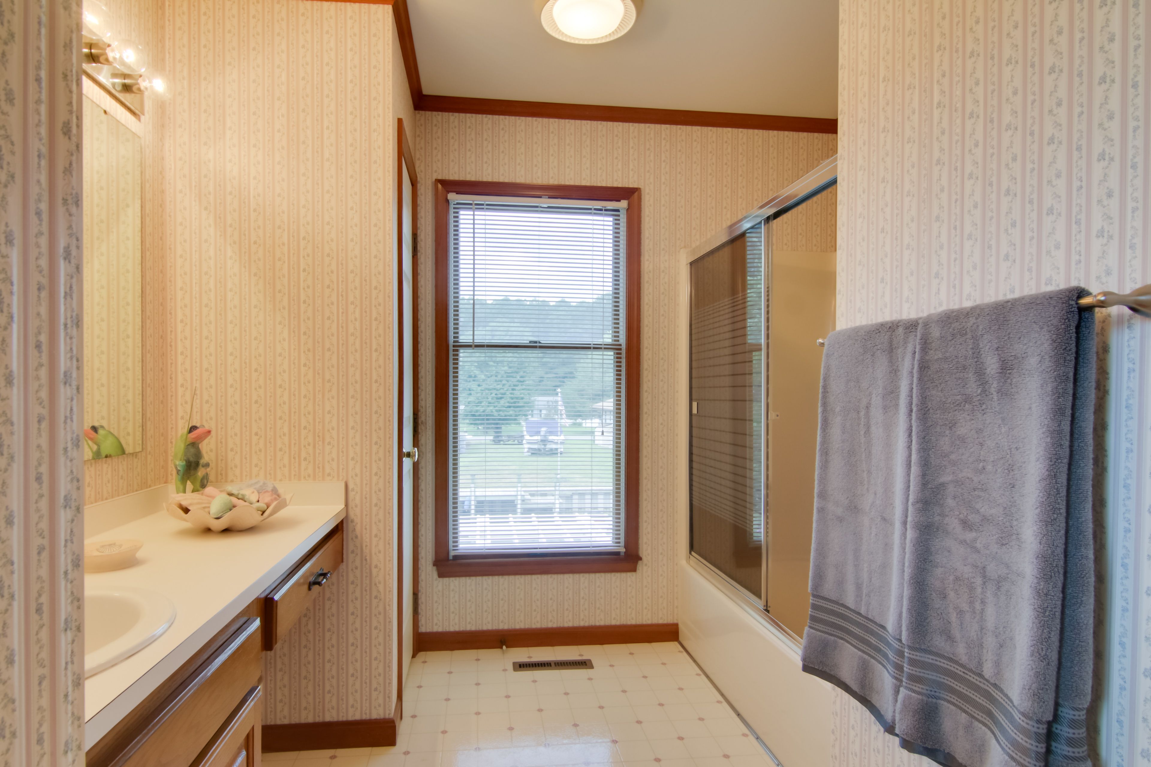 En-Suite Bathroom | No Towels Provided