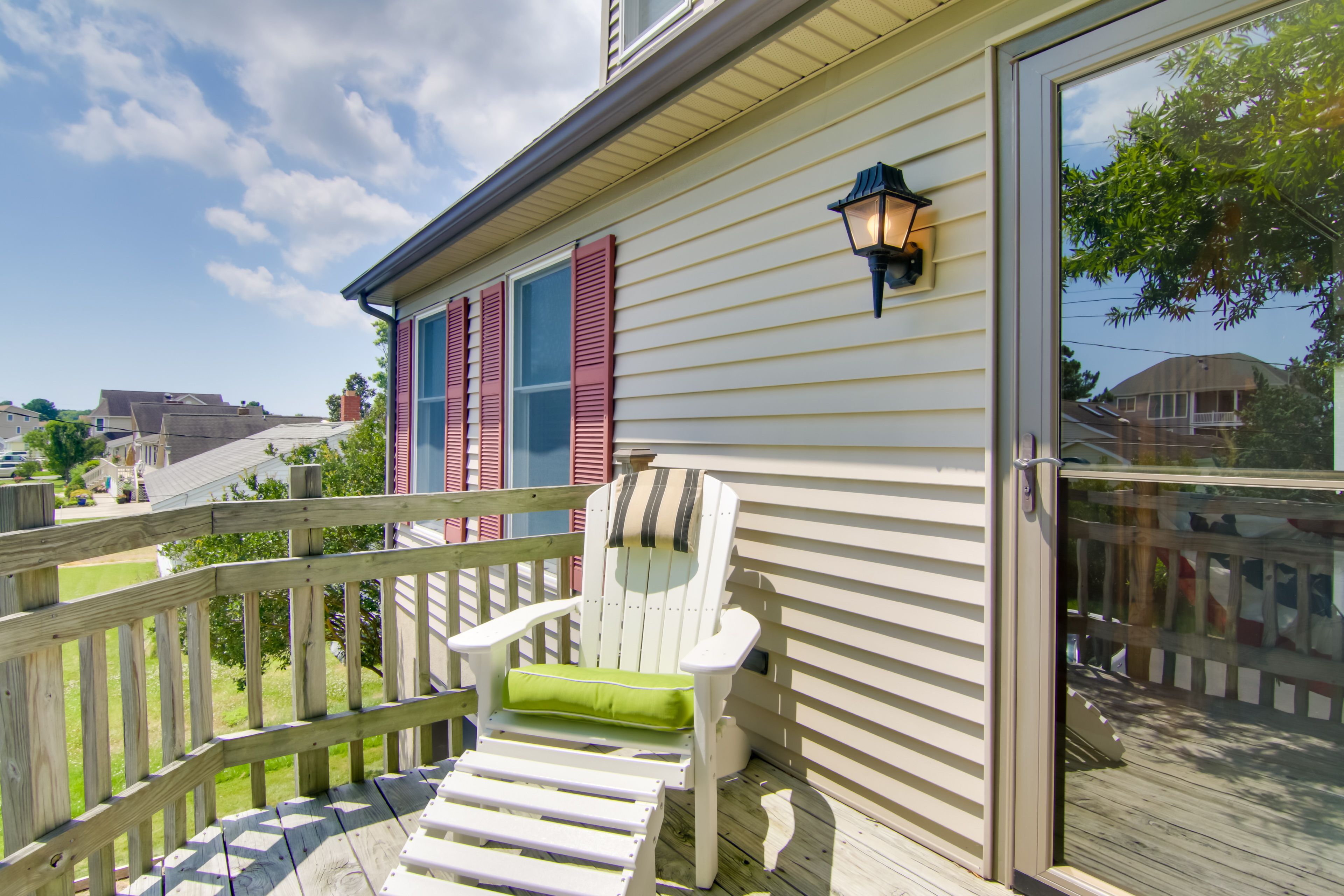 Furnished Deck