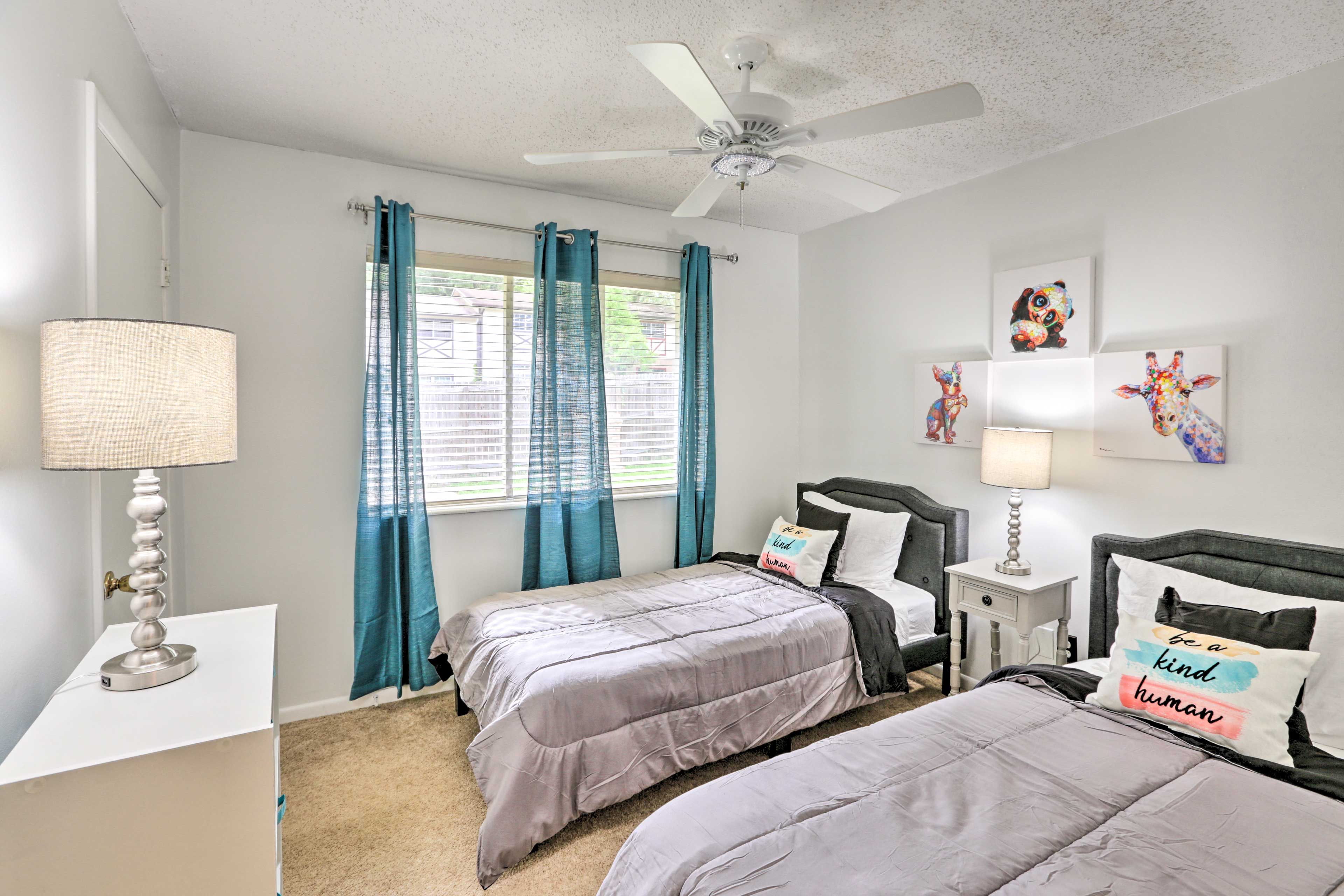 Bedroom 3 | 2 Twin Beds