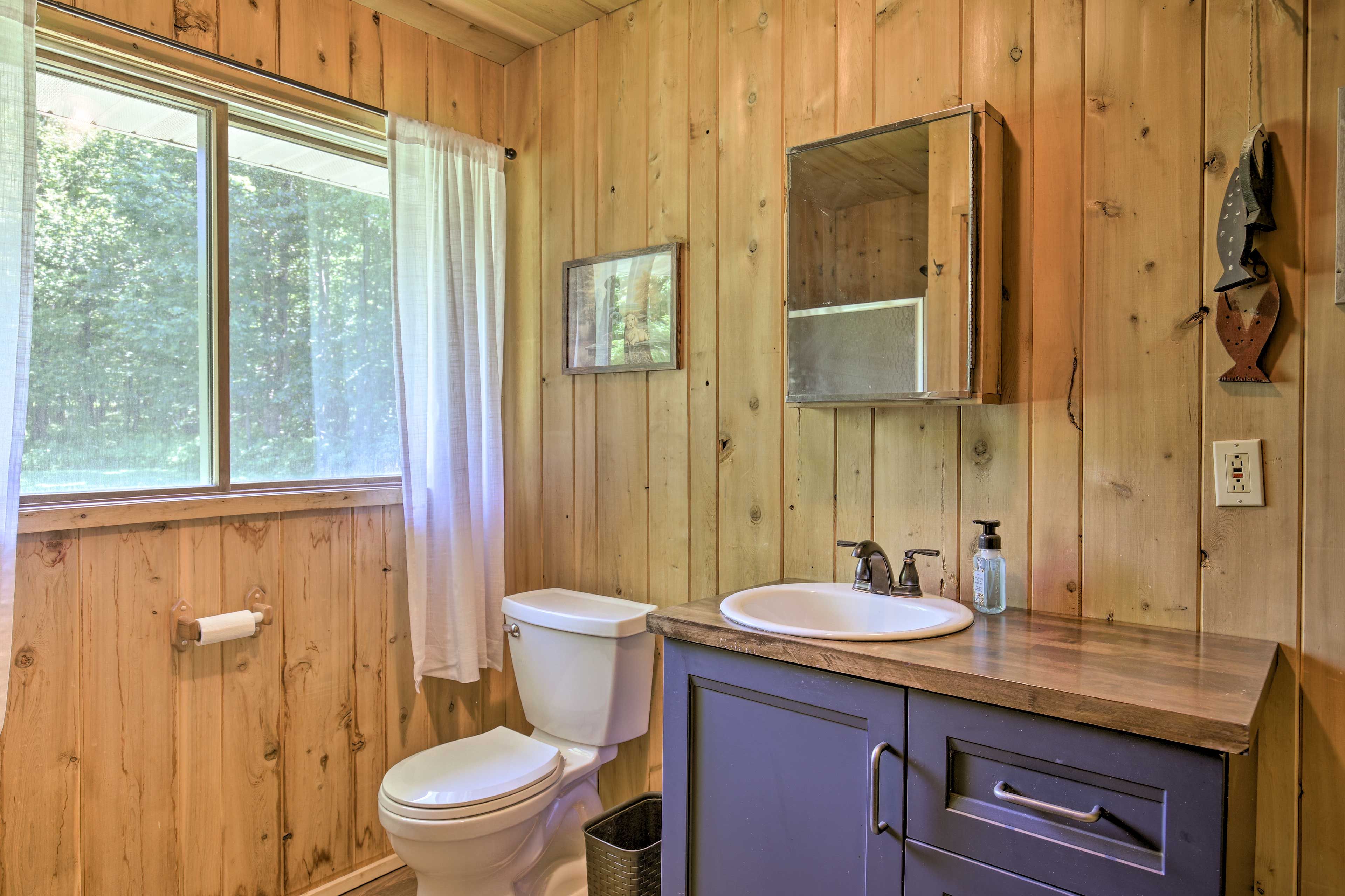 Full Bathroom