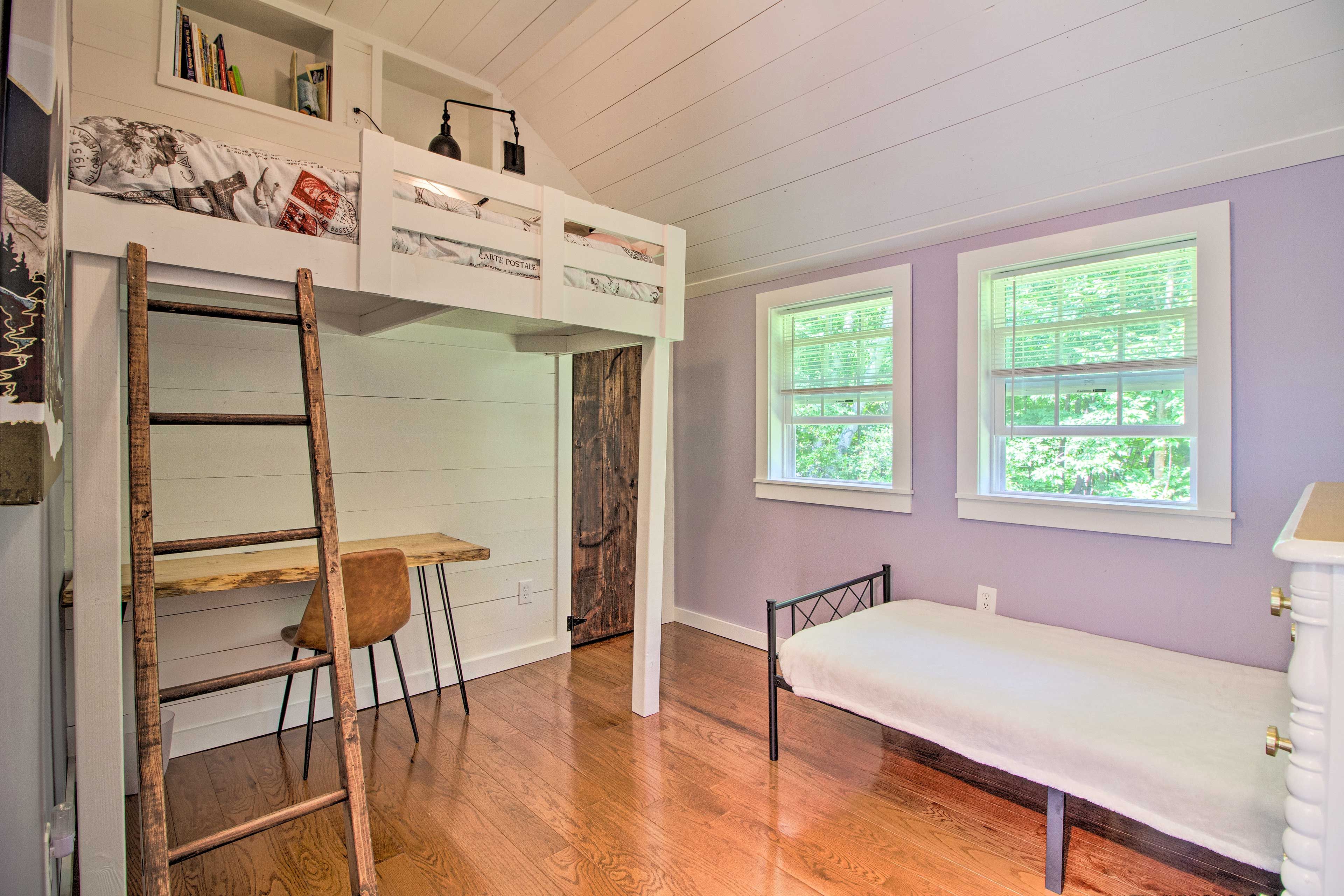 Bedroom 3 | Lofted Twin Bed | Twin Bed