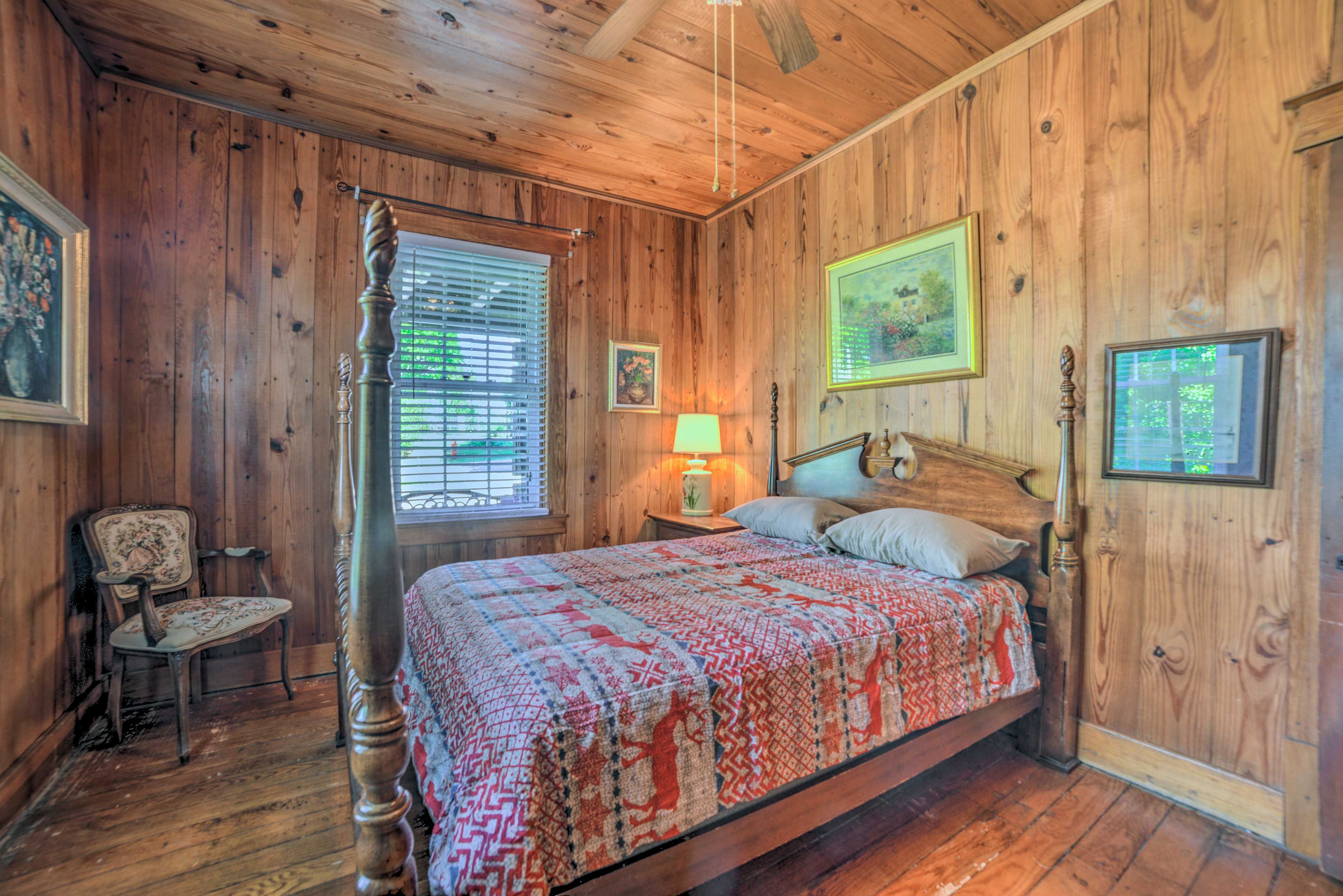 Bedroom 1 | Full Bed