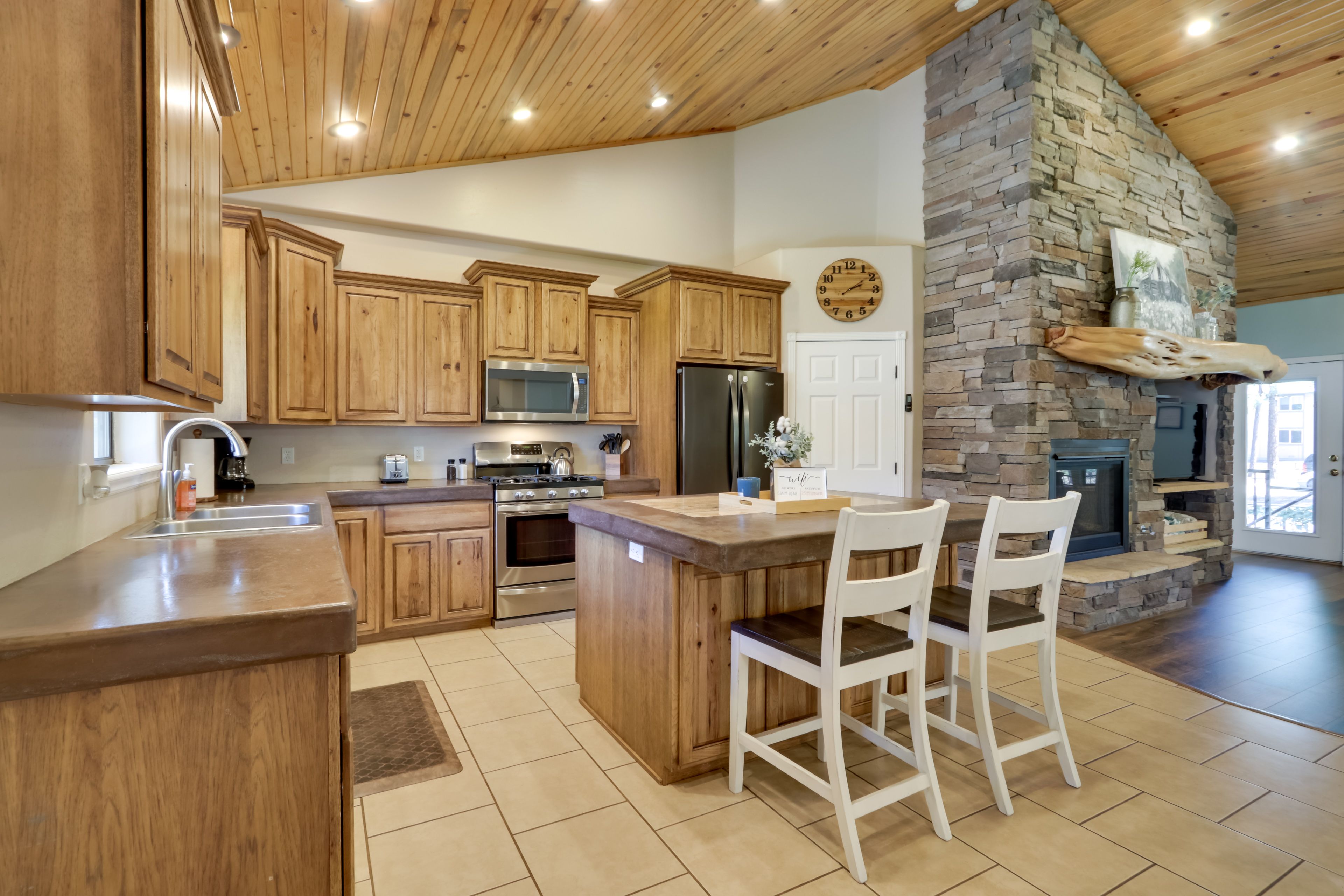 Fully Equipped Kitchen | Cooking Basics Provided