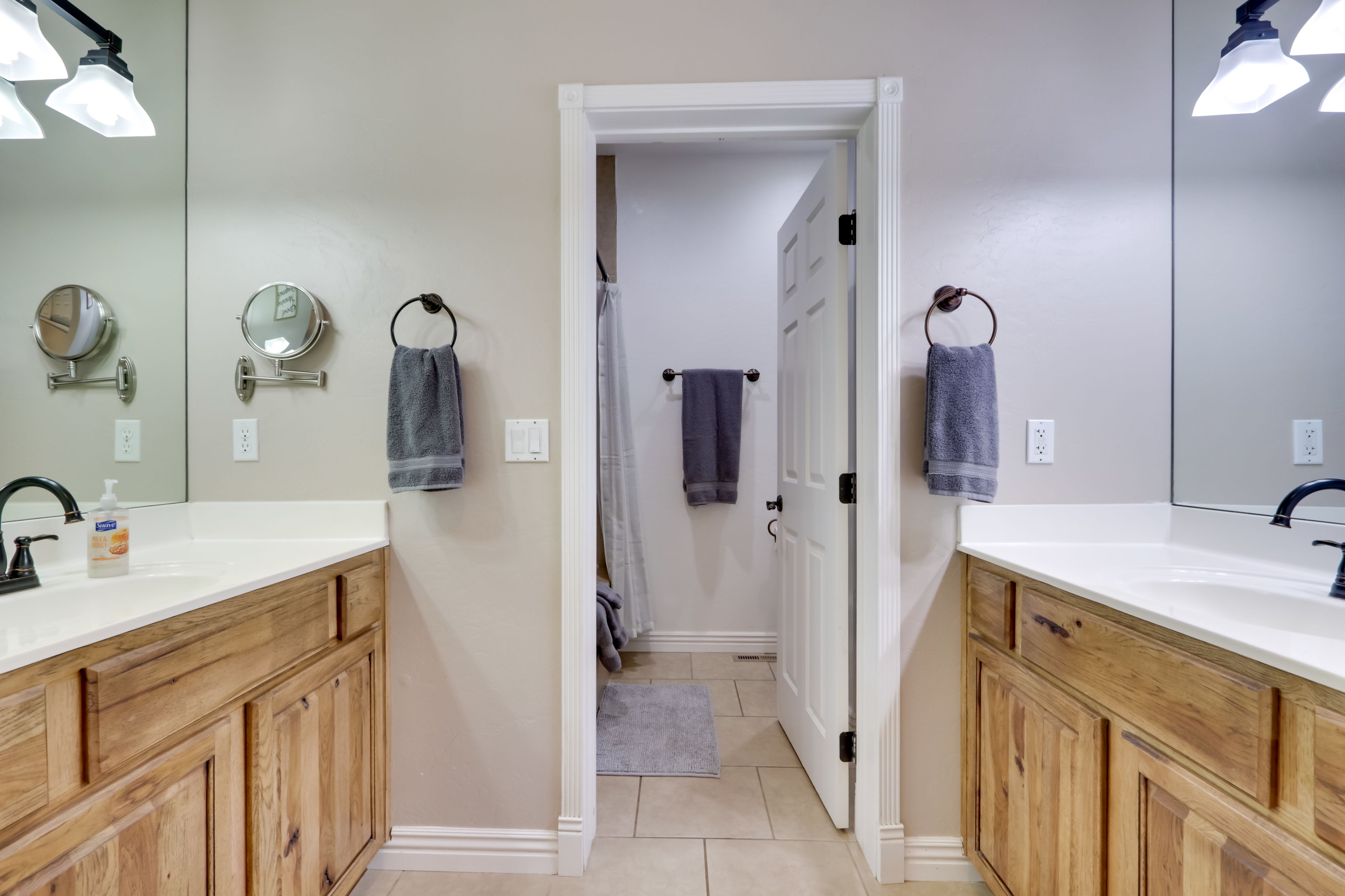 En-Suite Bathroom | Complimentary Toiletries