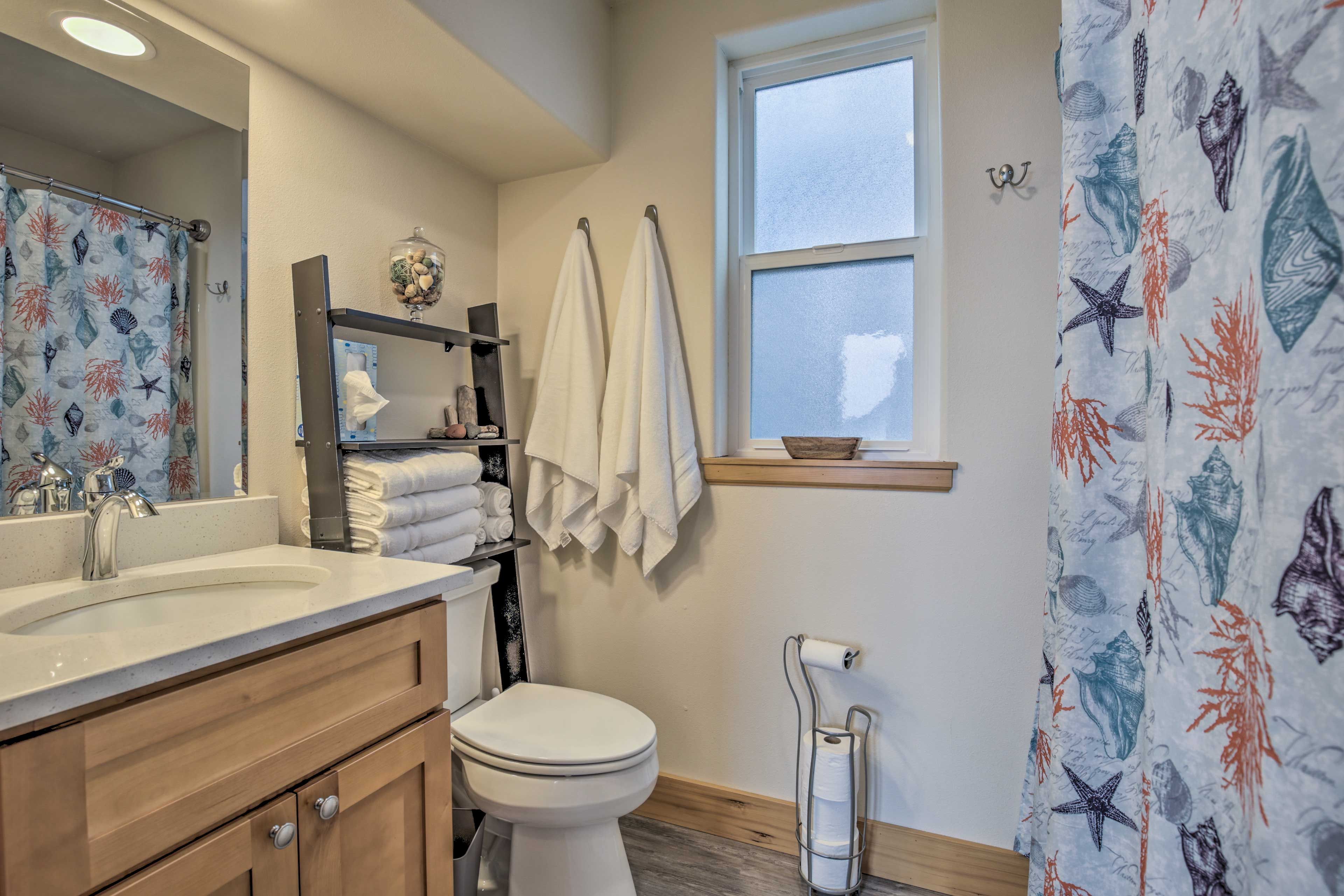 Bathroom | Towels Provided