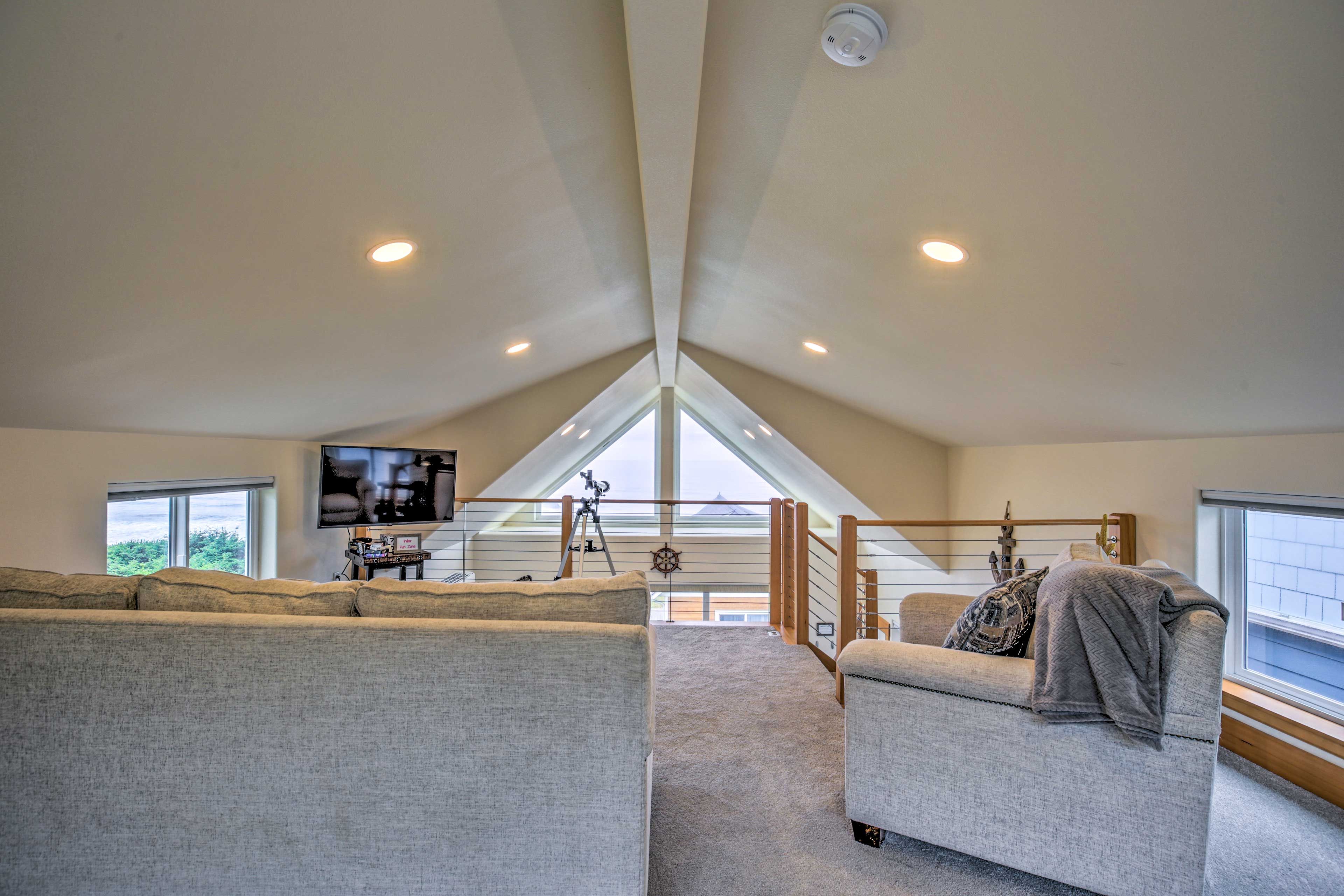 Bedroom 2 (Loft)