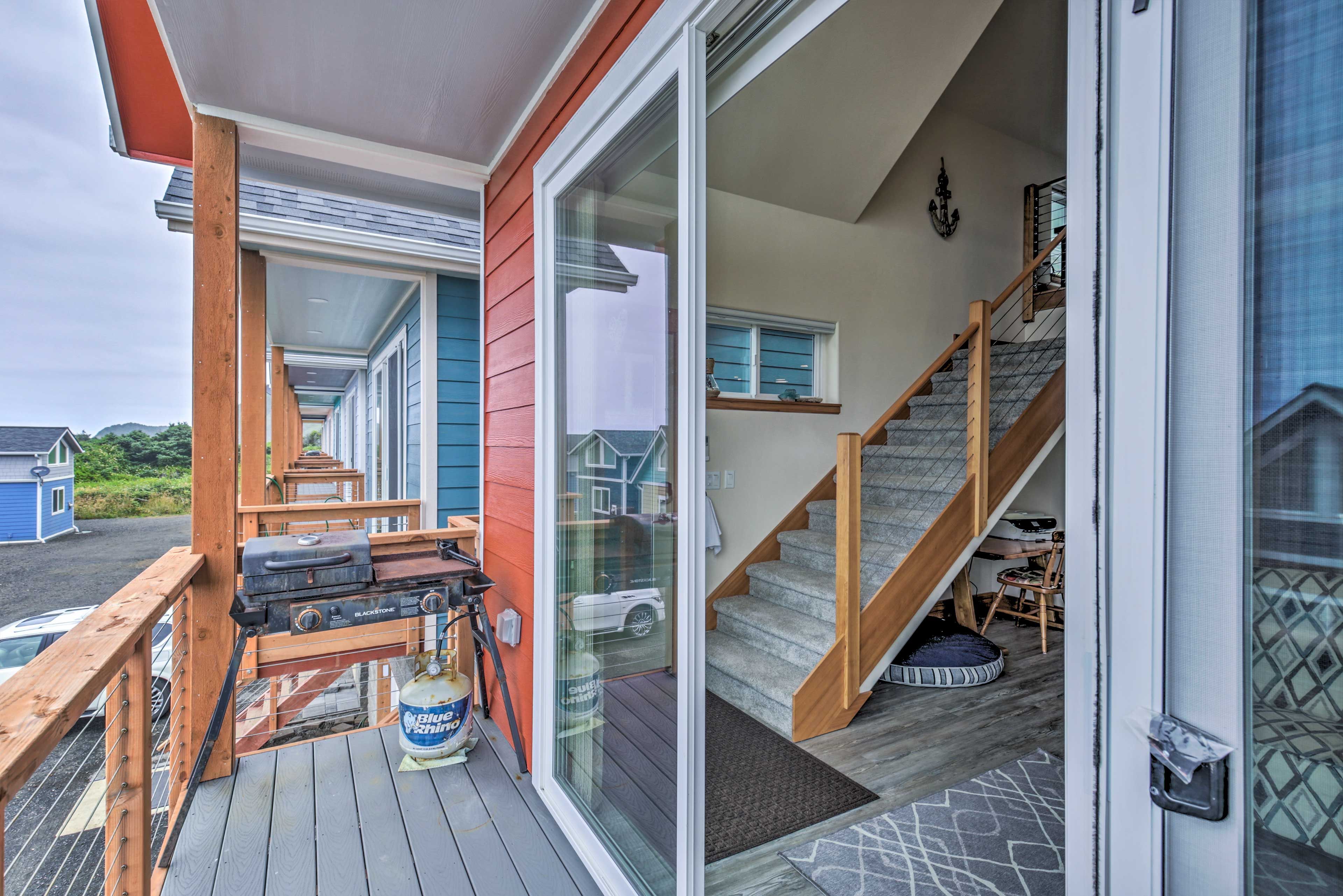 Balcony | Gas Grill