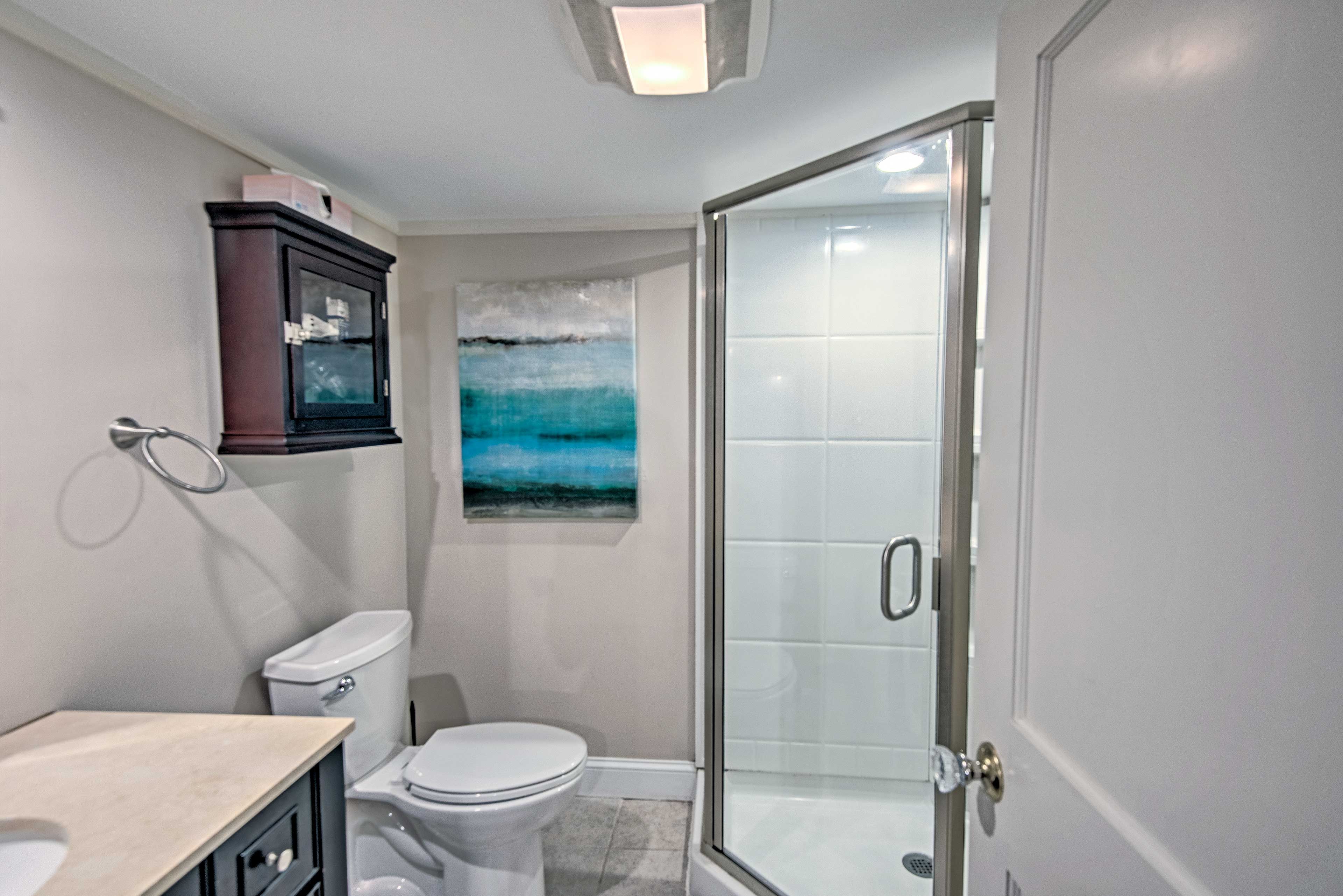 Full Bathroom