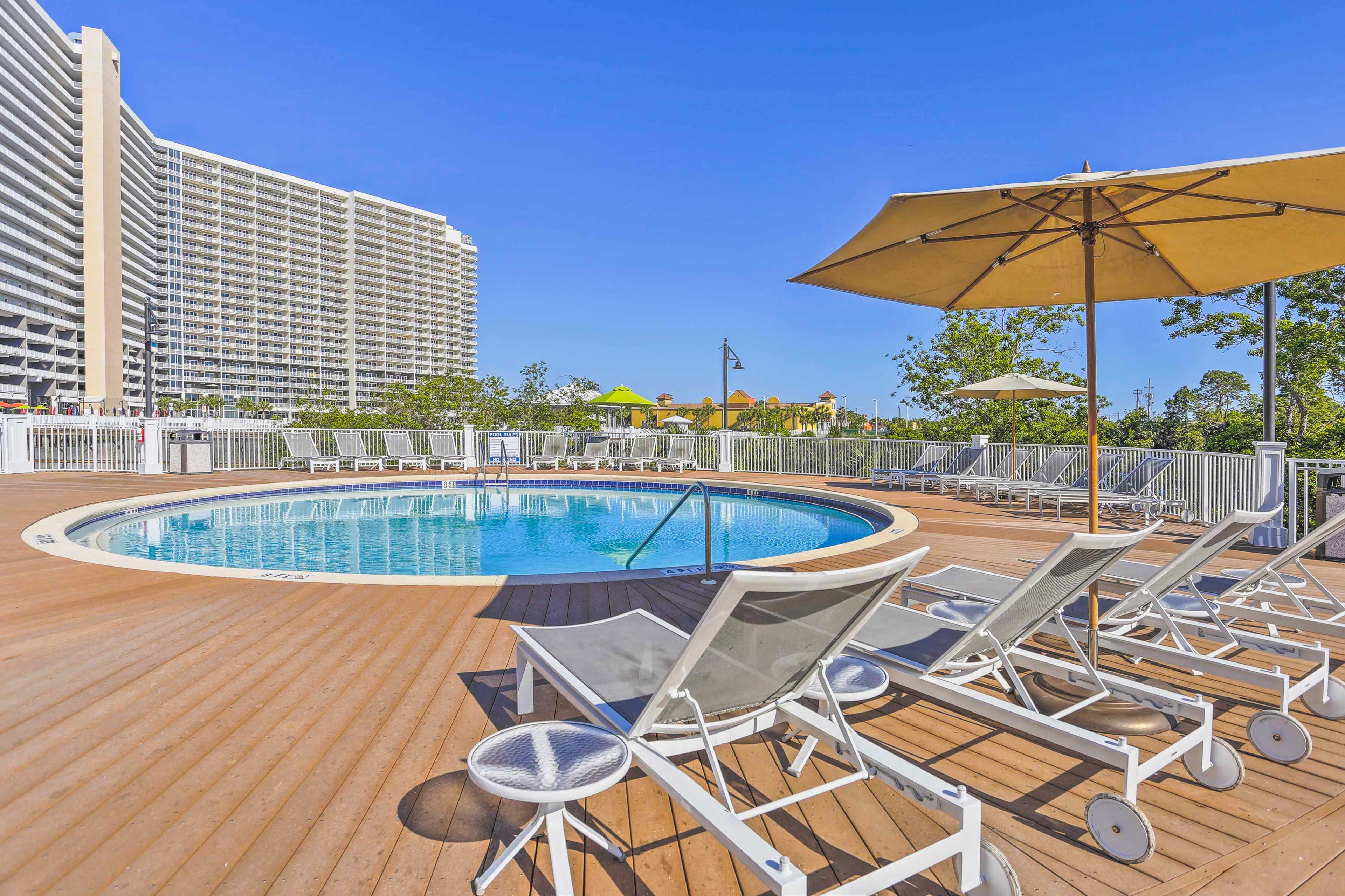 Laketown Wharf