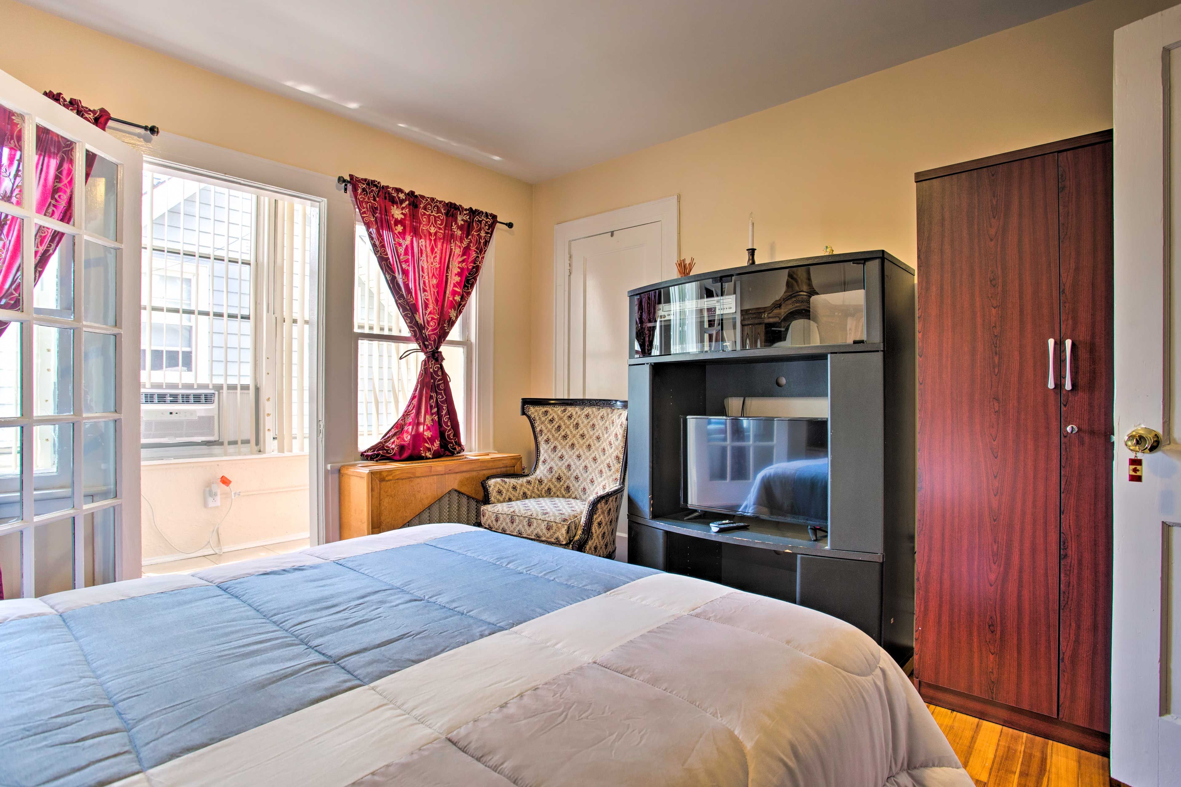 Bedroom 1 | Window AC Unit