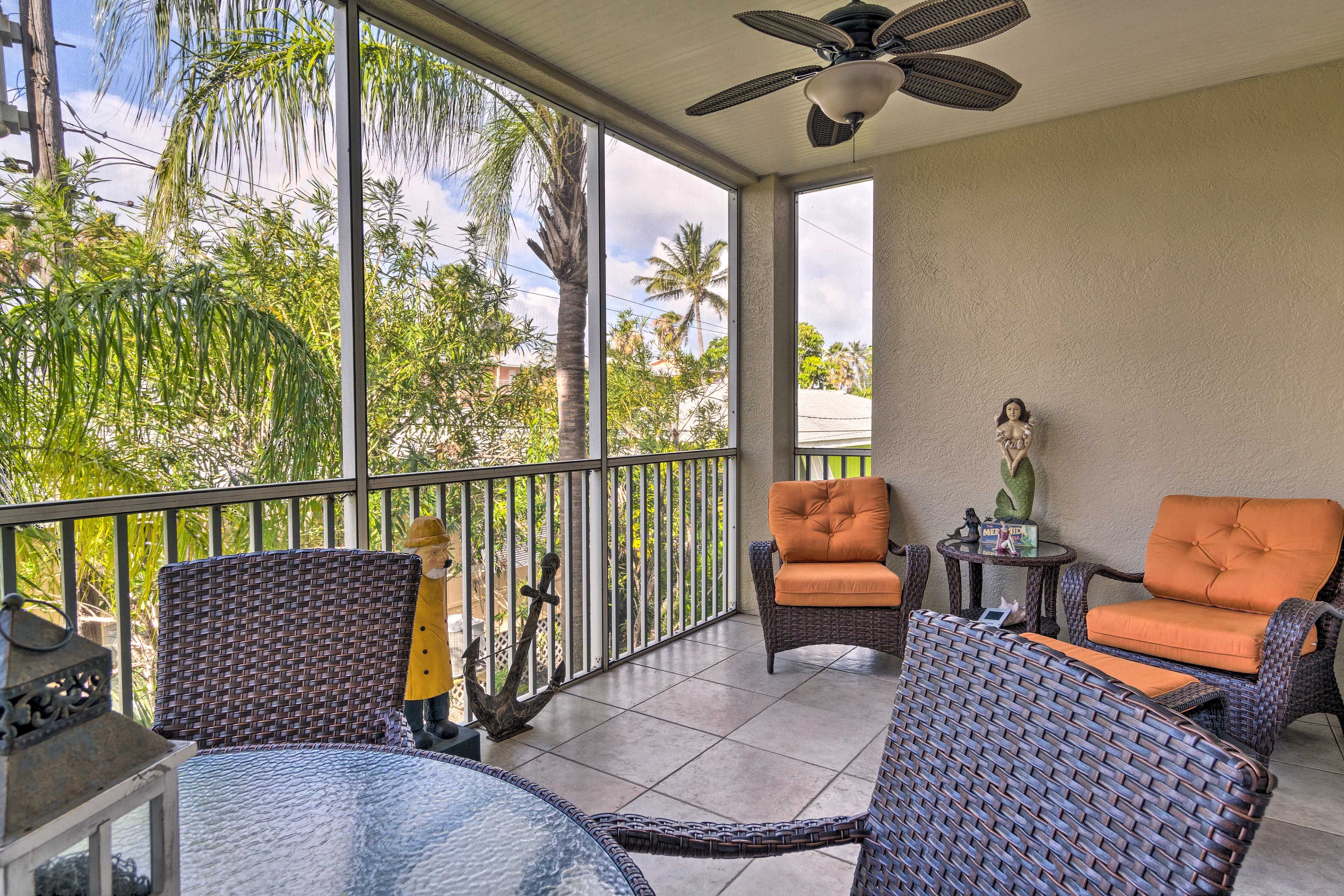 Screened-In Porch