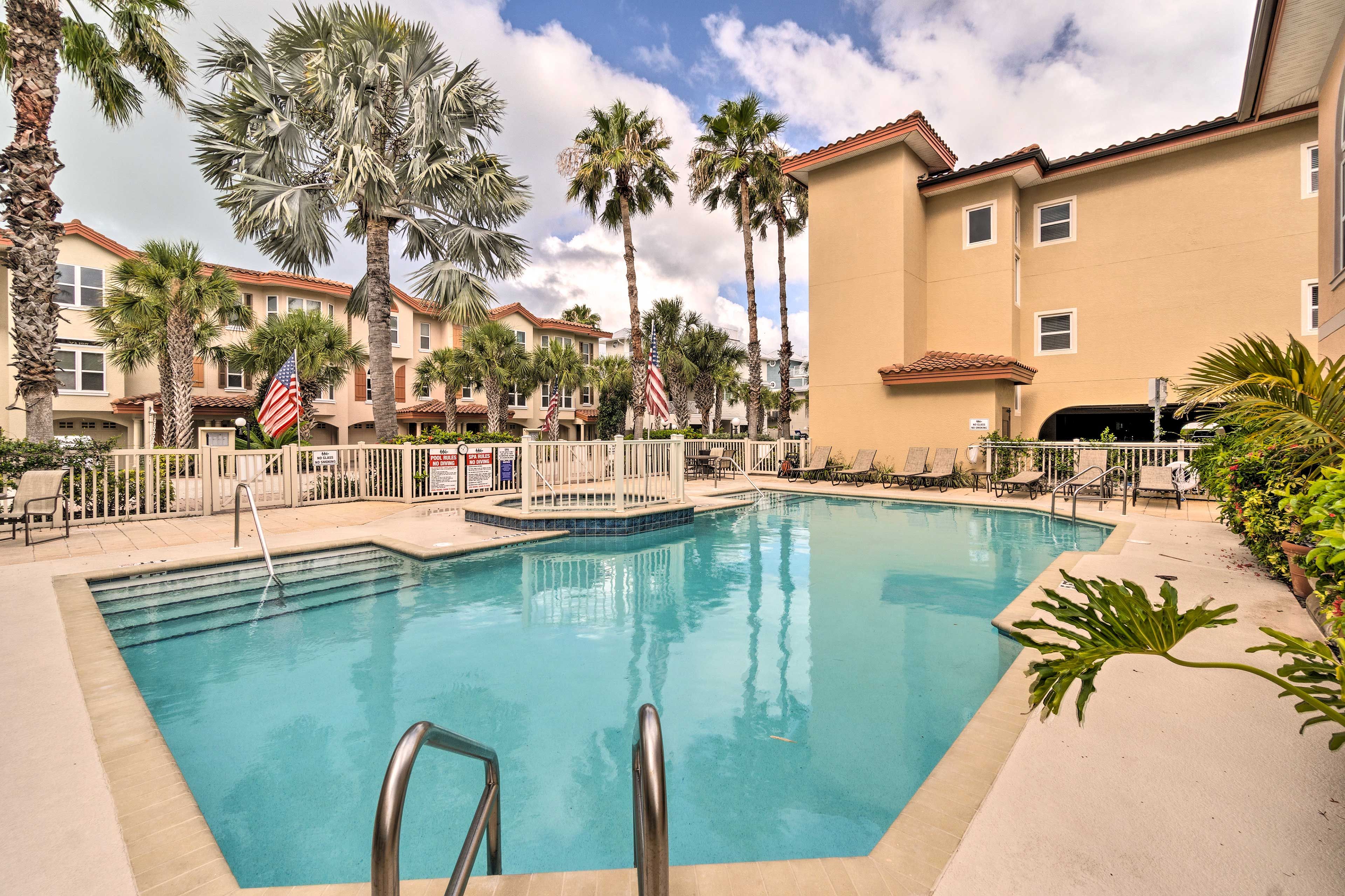 Community Amenities | No Extra Fees