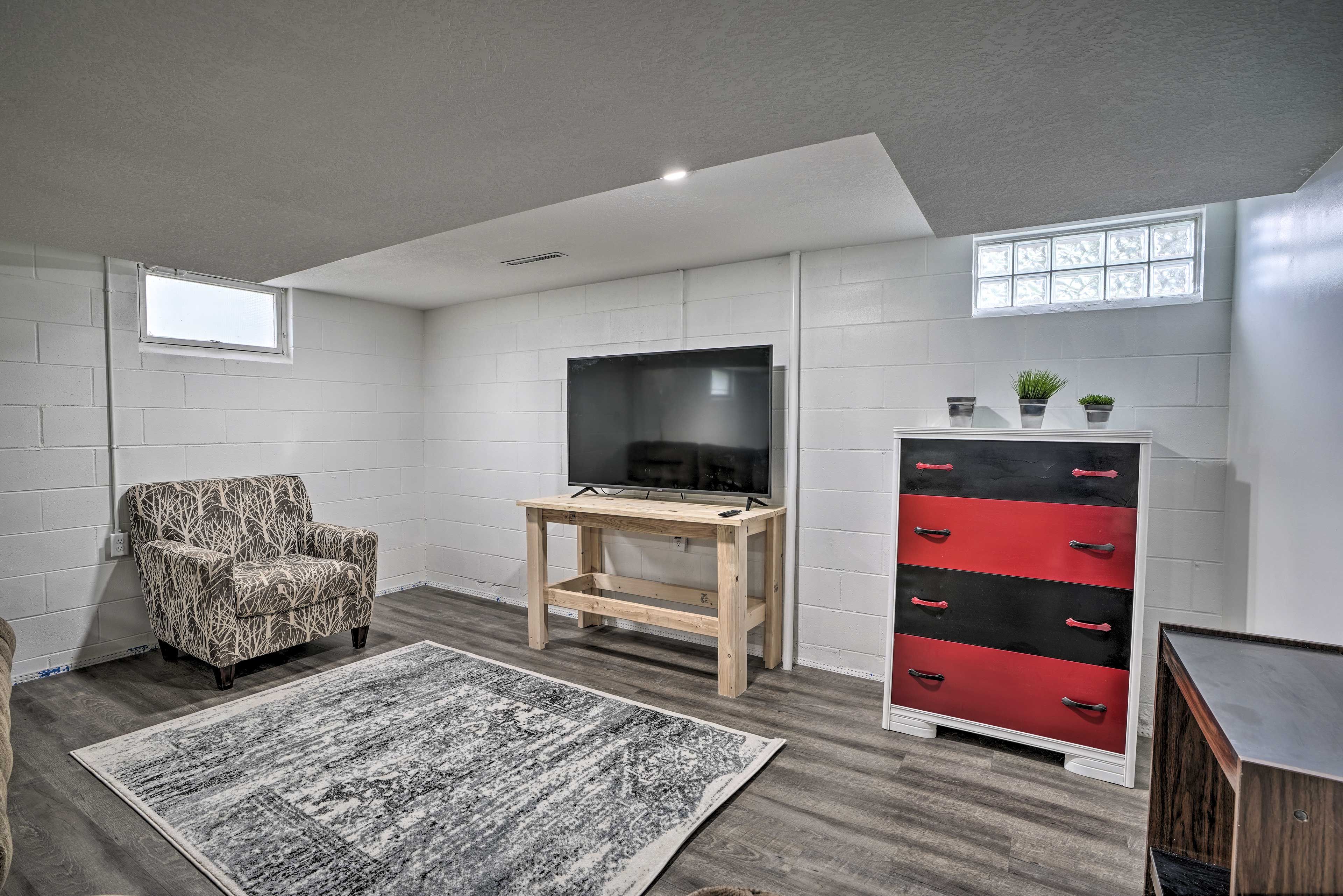 Game Room | Board Games | Recliners