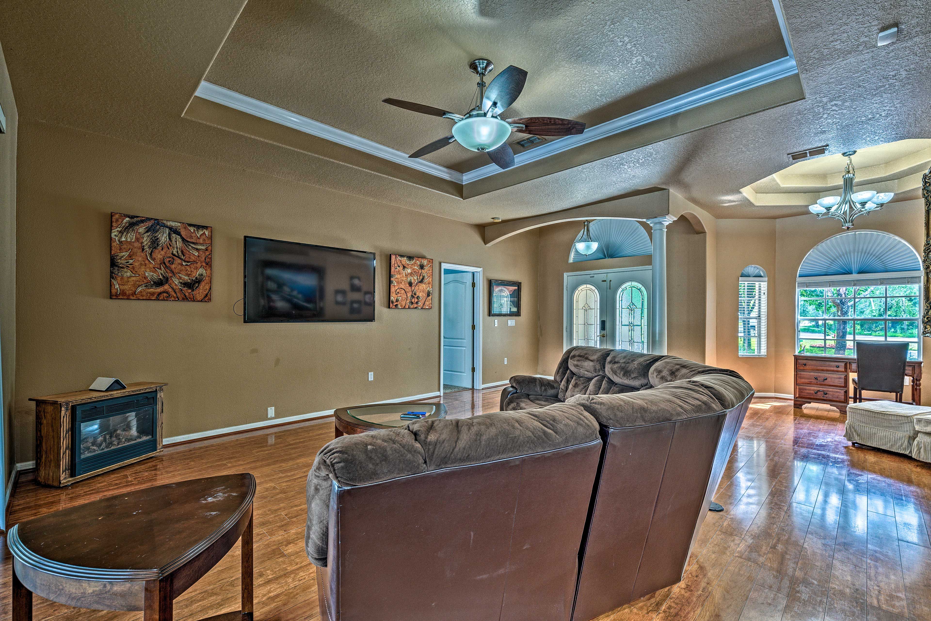 Living Room | Free WiFi