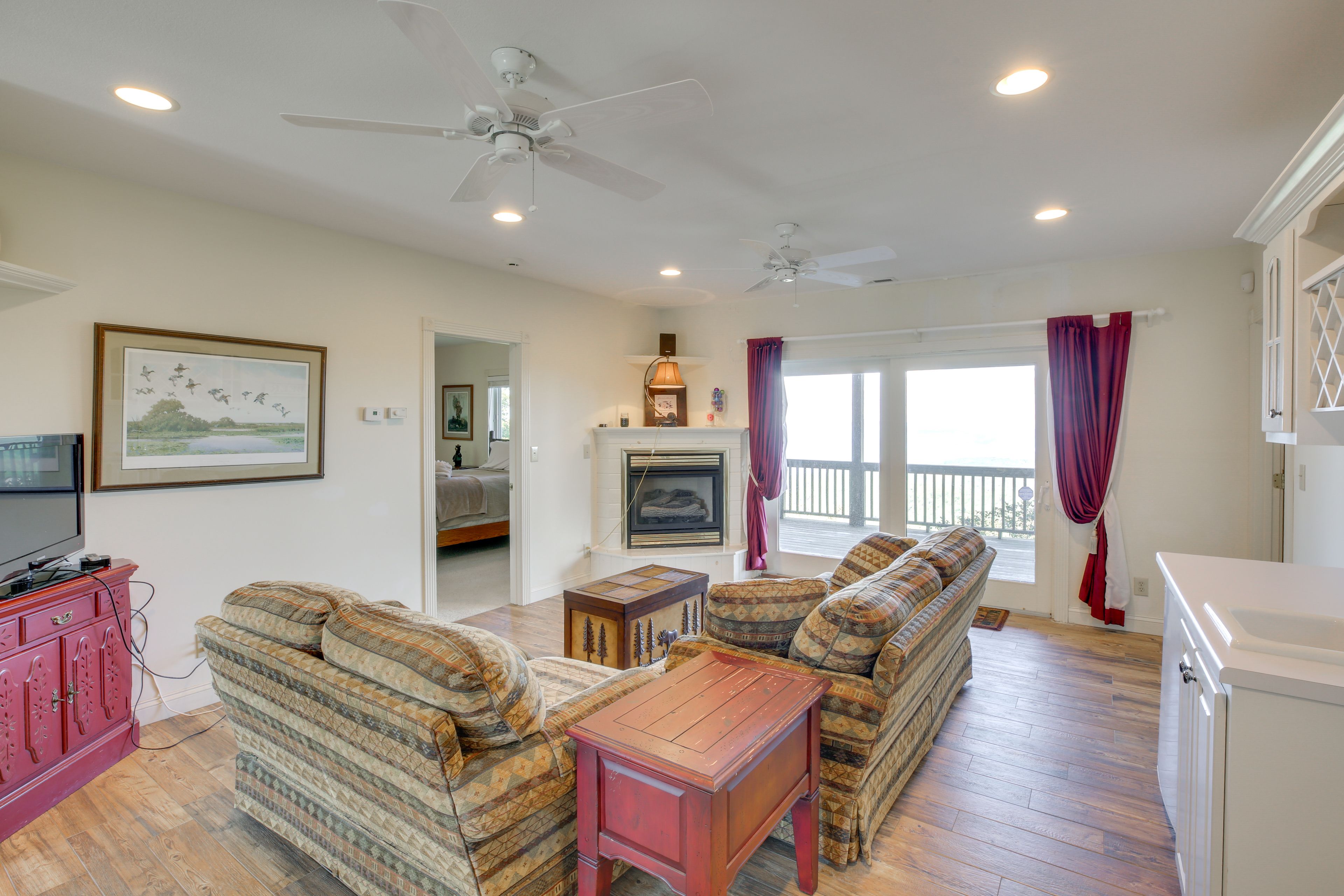 Living Room 2 | Smart TV w/ Cable | Gas Fireplace | 1st Floor