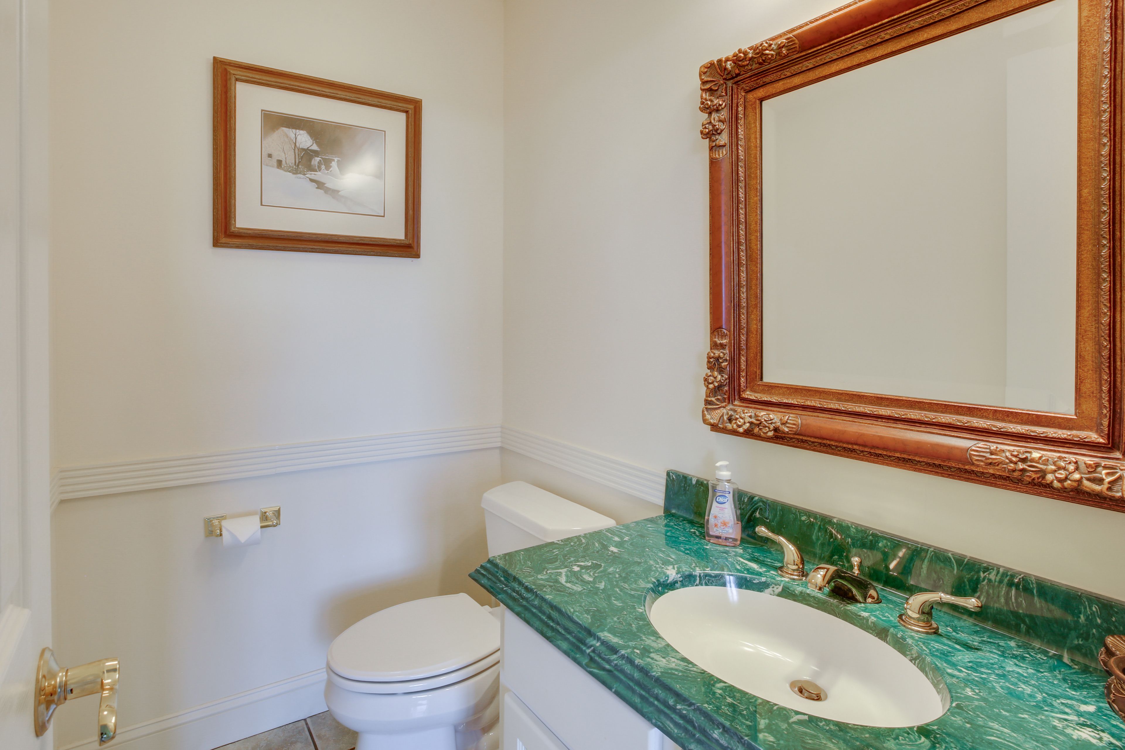 Half Bathroom | 1st Floor