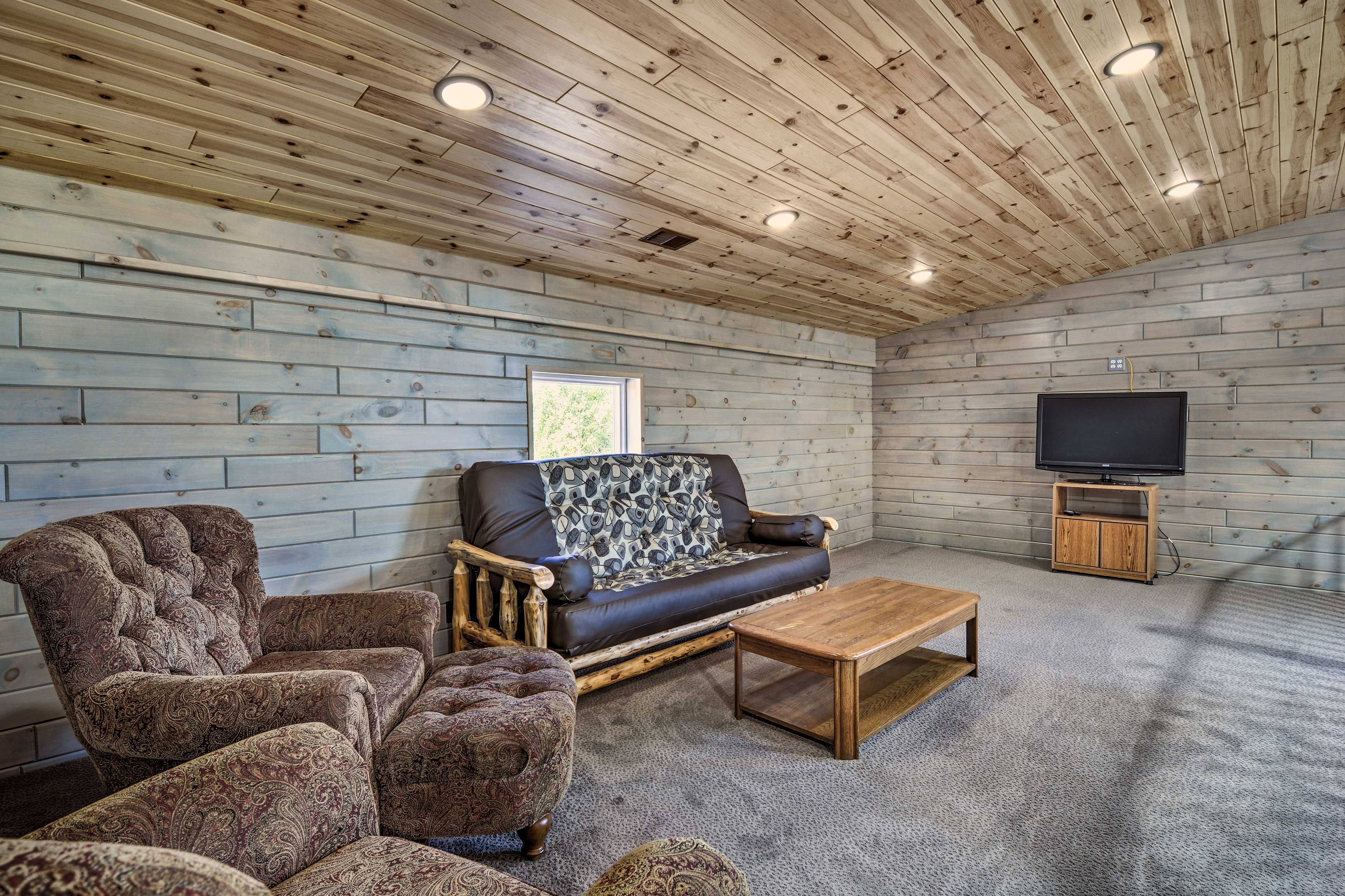 Loft | Sleeper Sofa | Cable Access