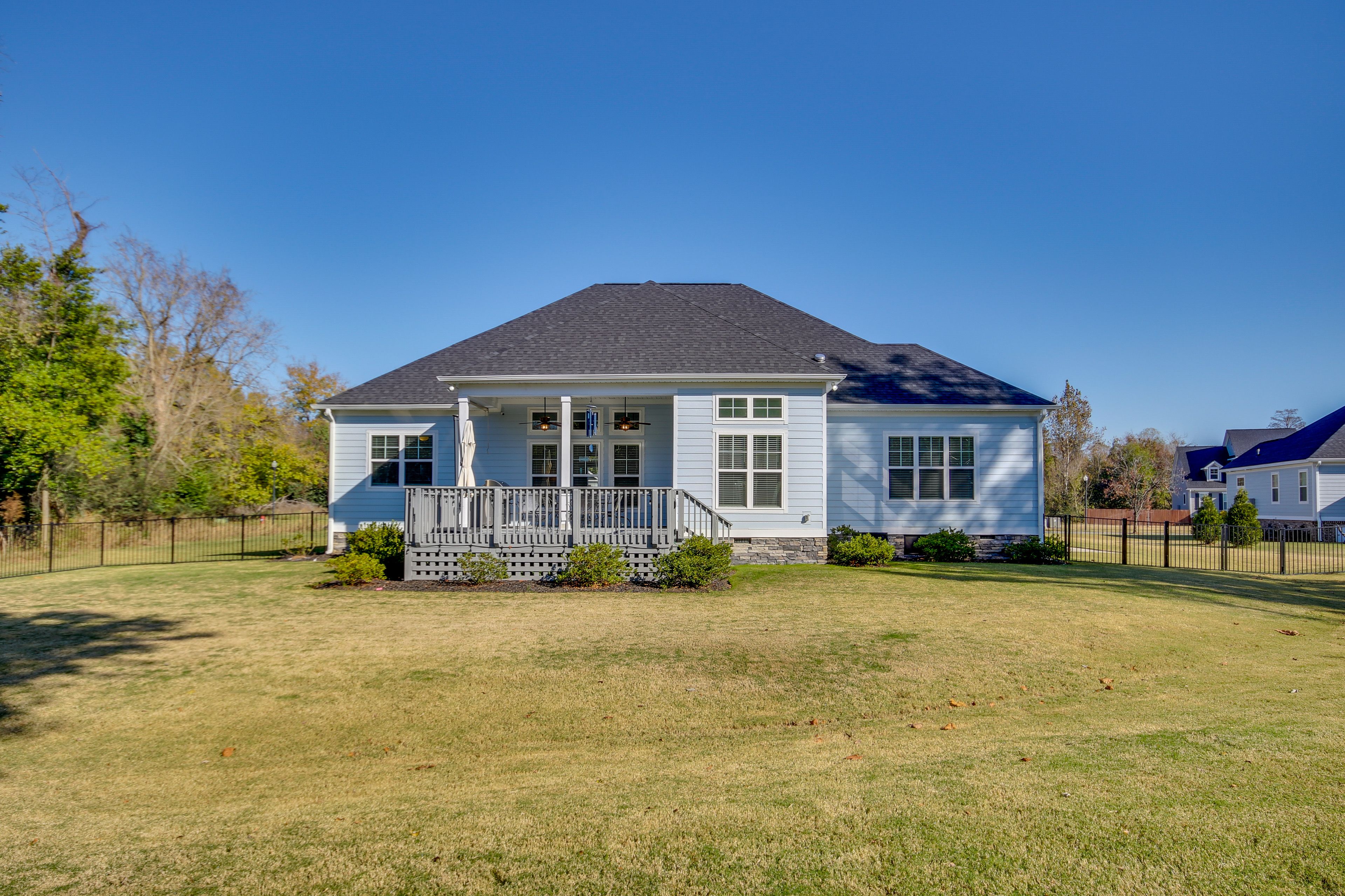 Backyard (Fence Under Repair) | Stairs Required