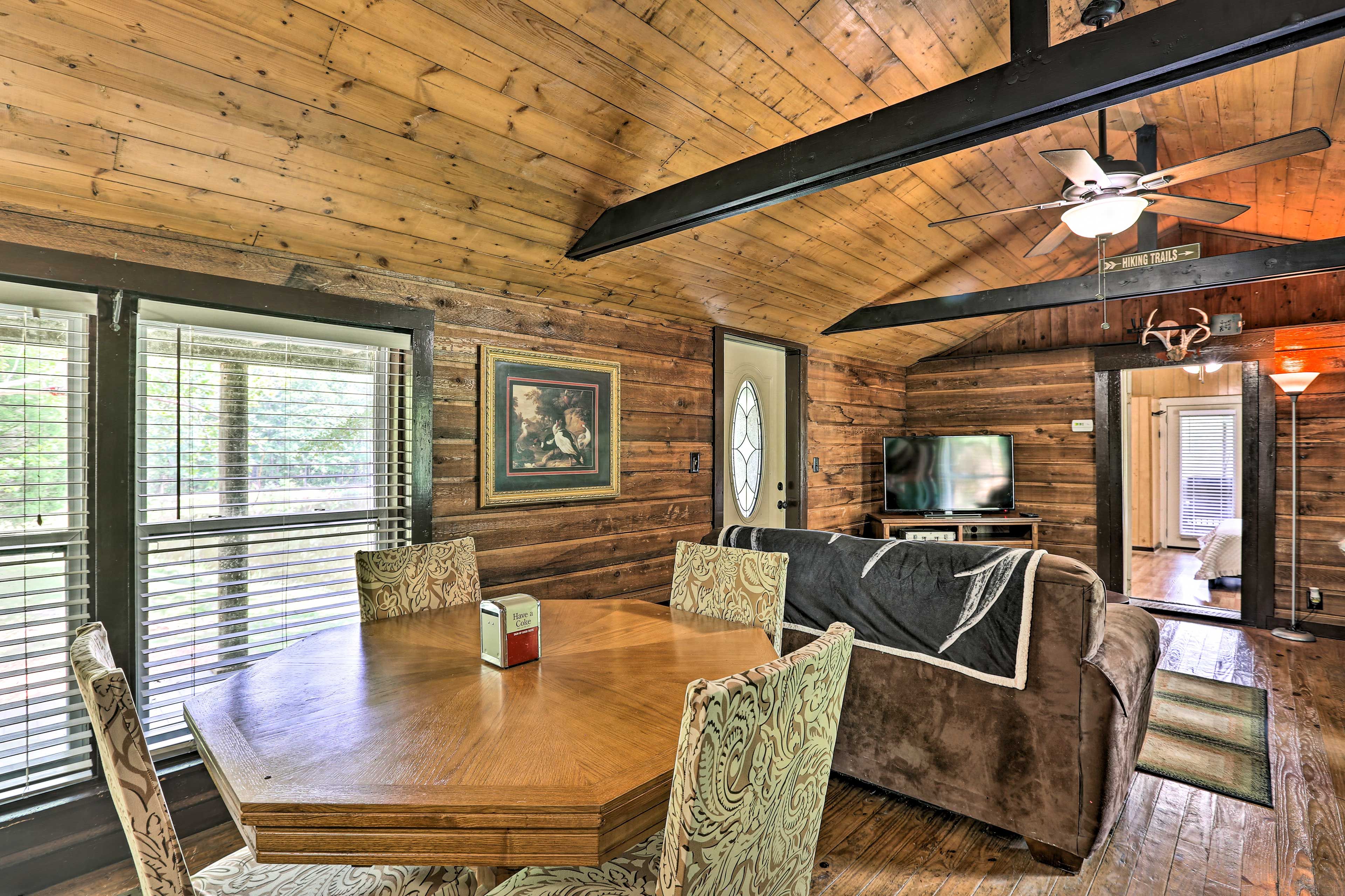 Dining Area | Dishware & Flatware