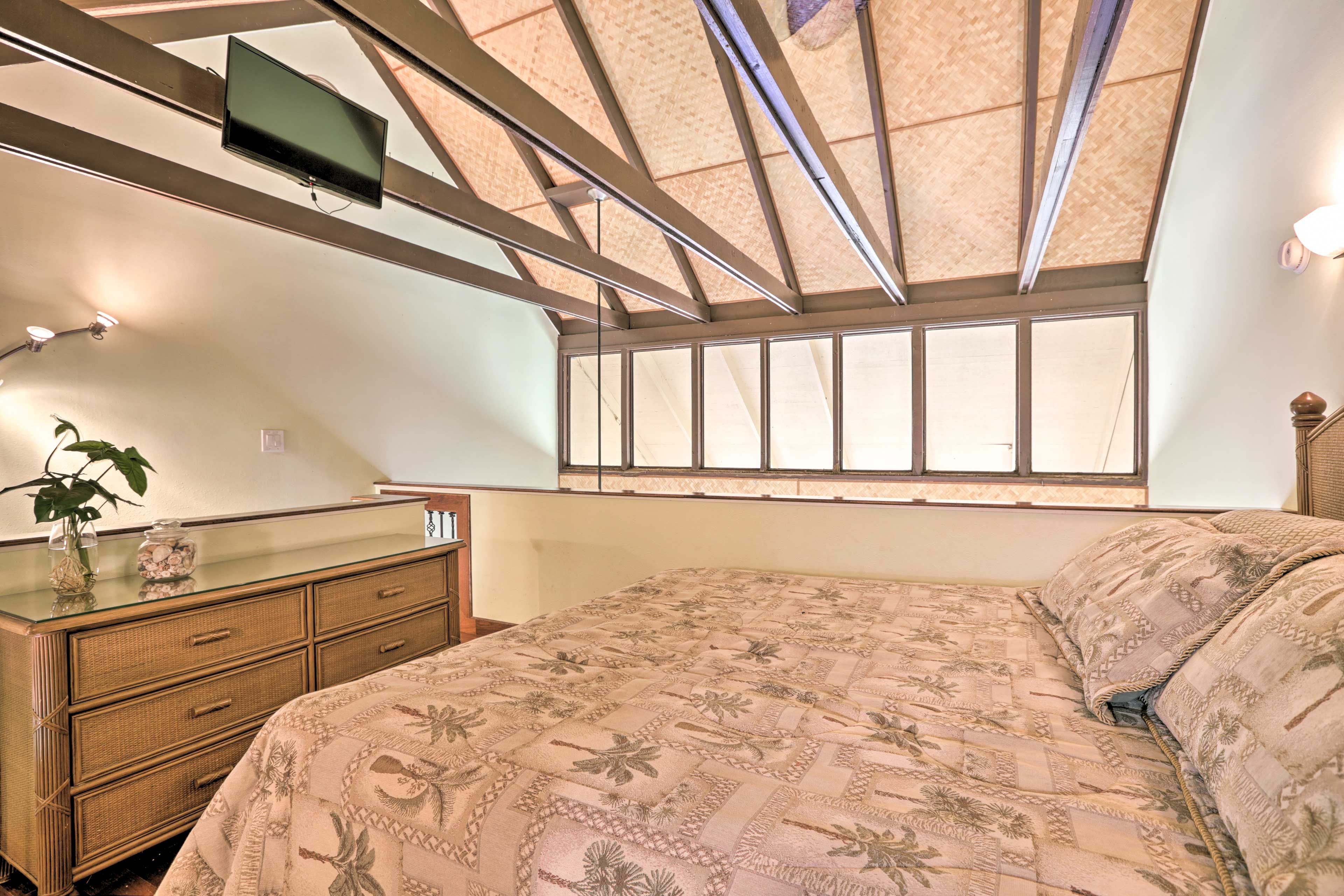 Bedroom | Smart TV