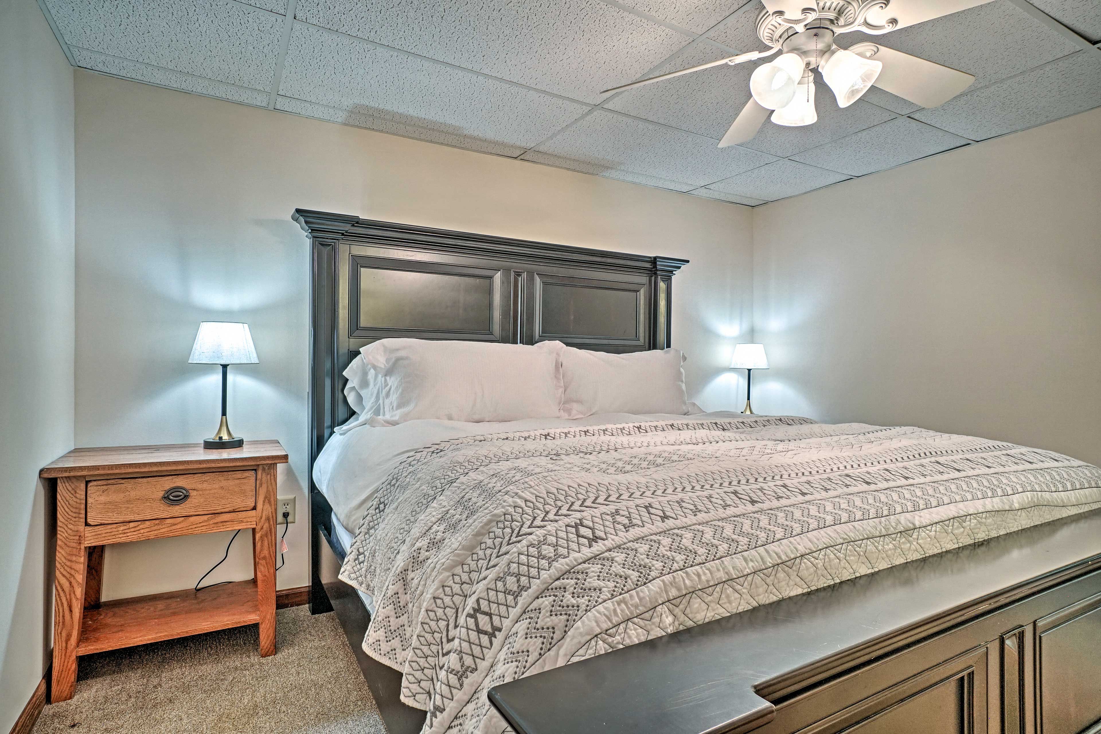 Bedroom 4 | King Bed | Basement
