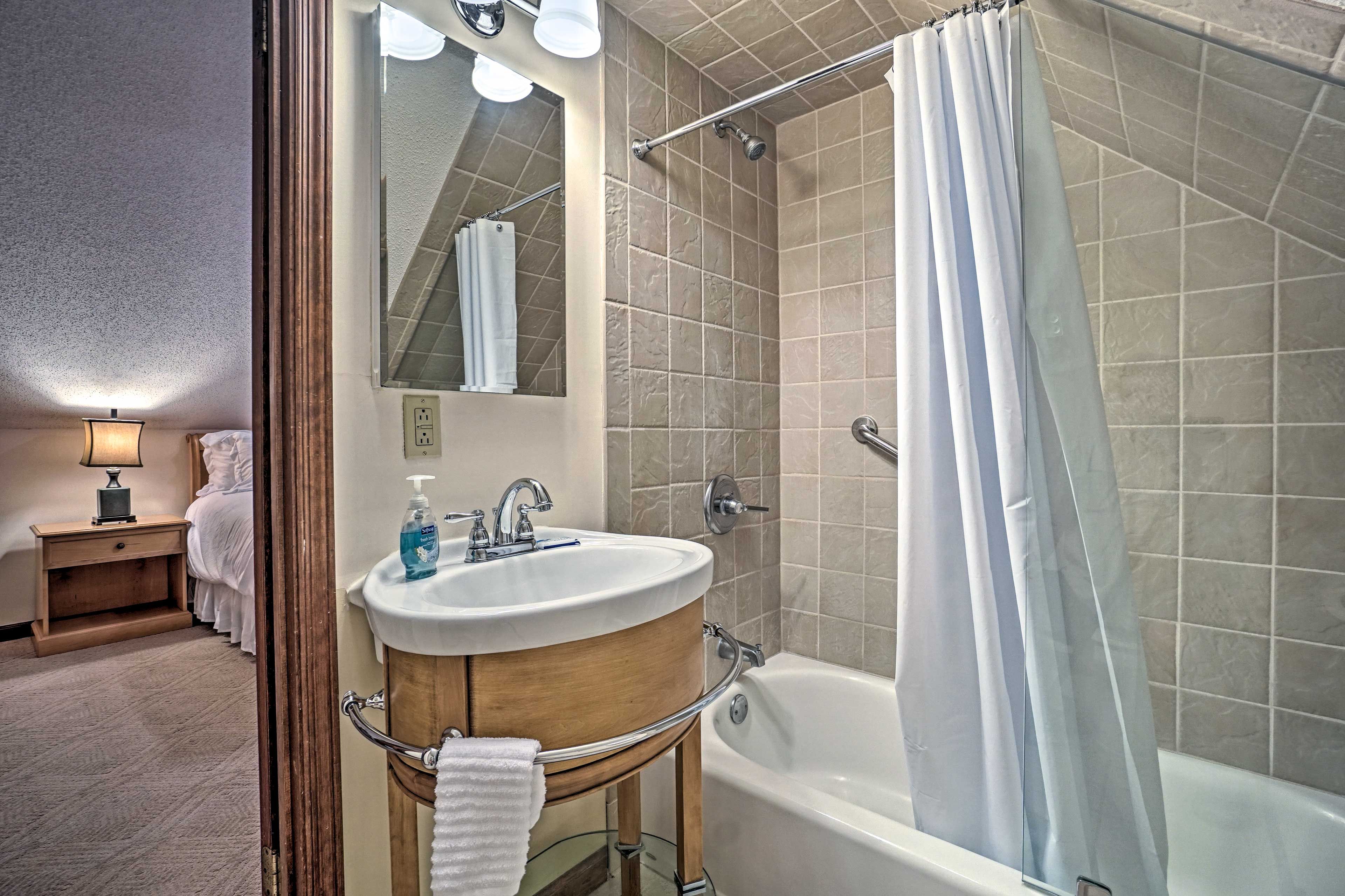 En-Suite Bathroom