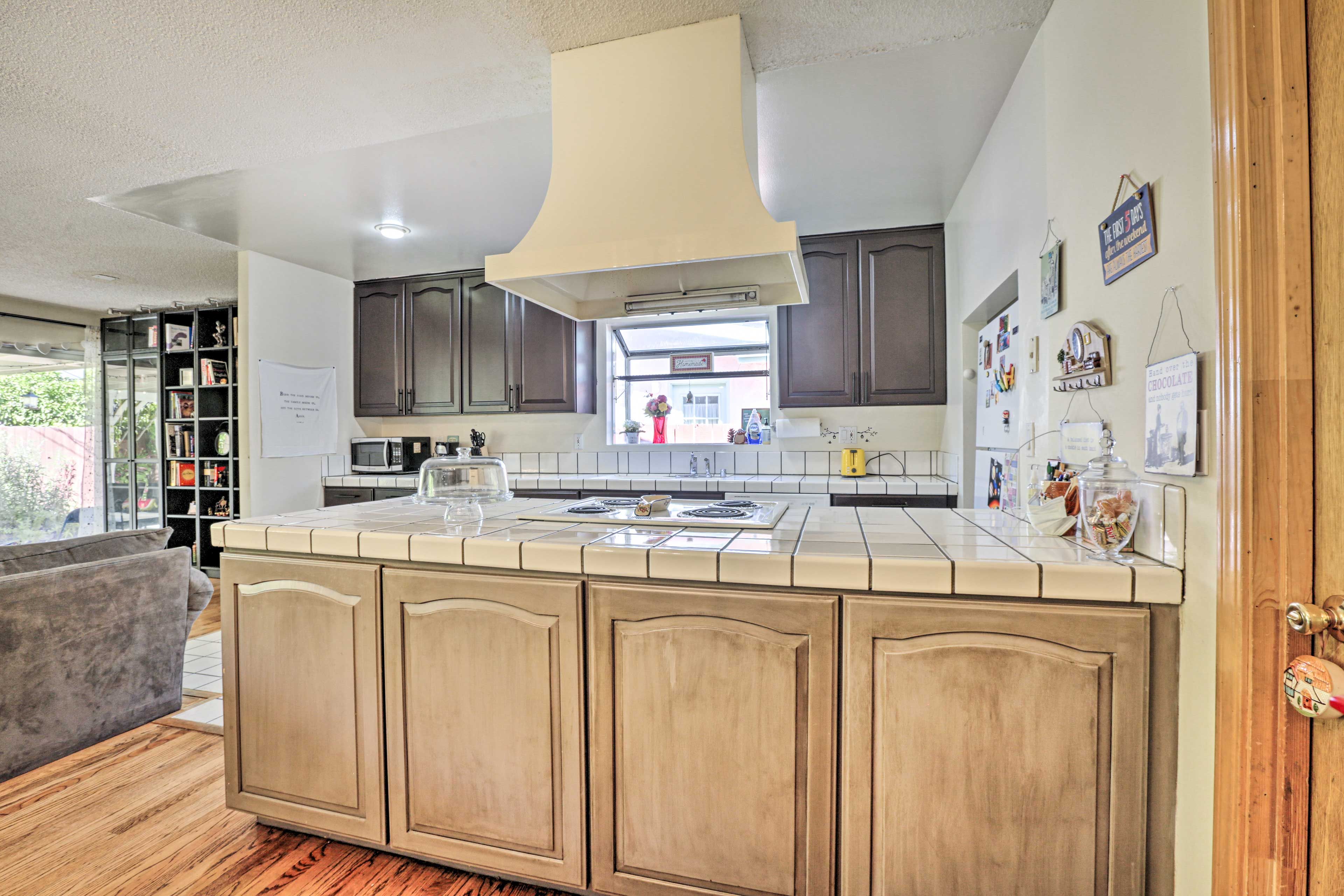 Kitchen | Fully Equipped | Cooking Basics