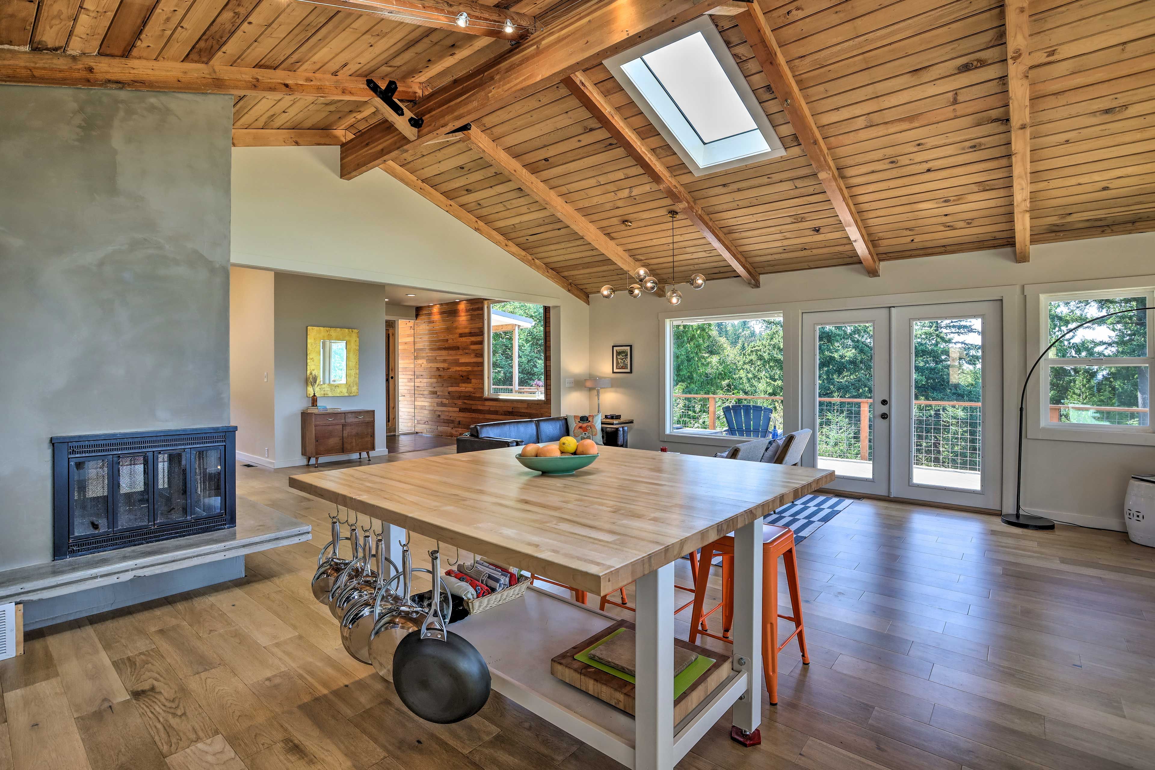 Kitchen | Fully Equipped