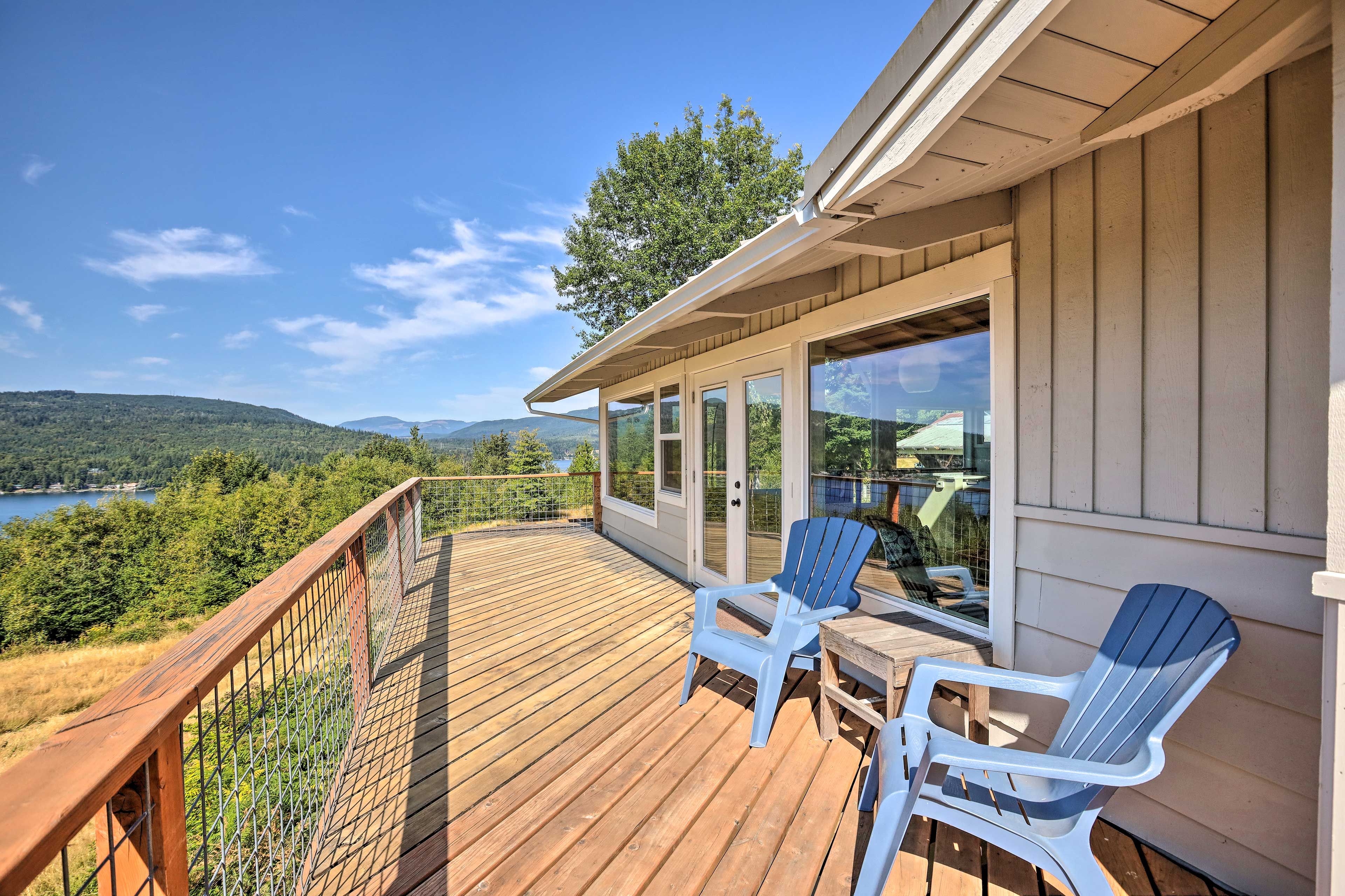 Wraparound Deck
