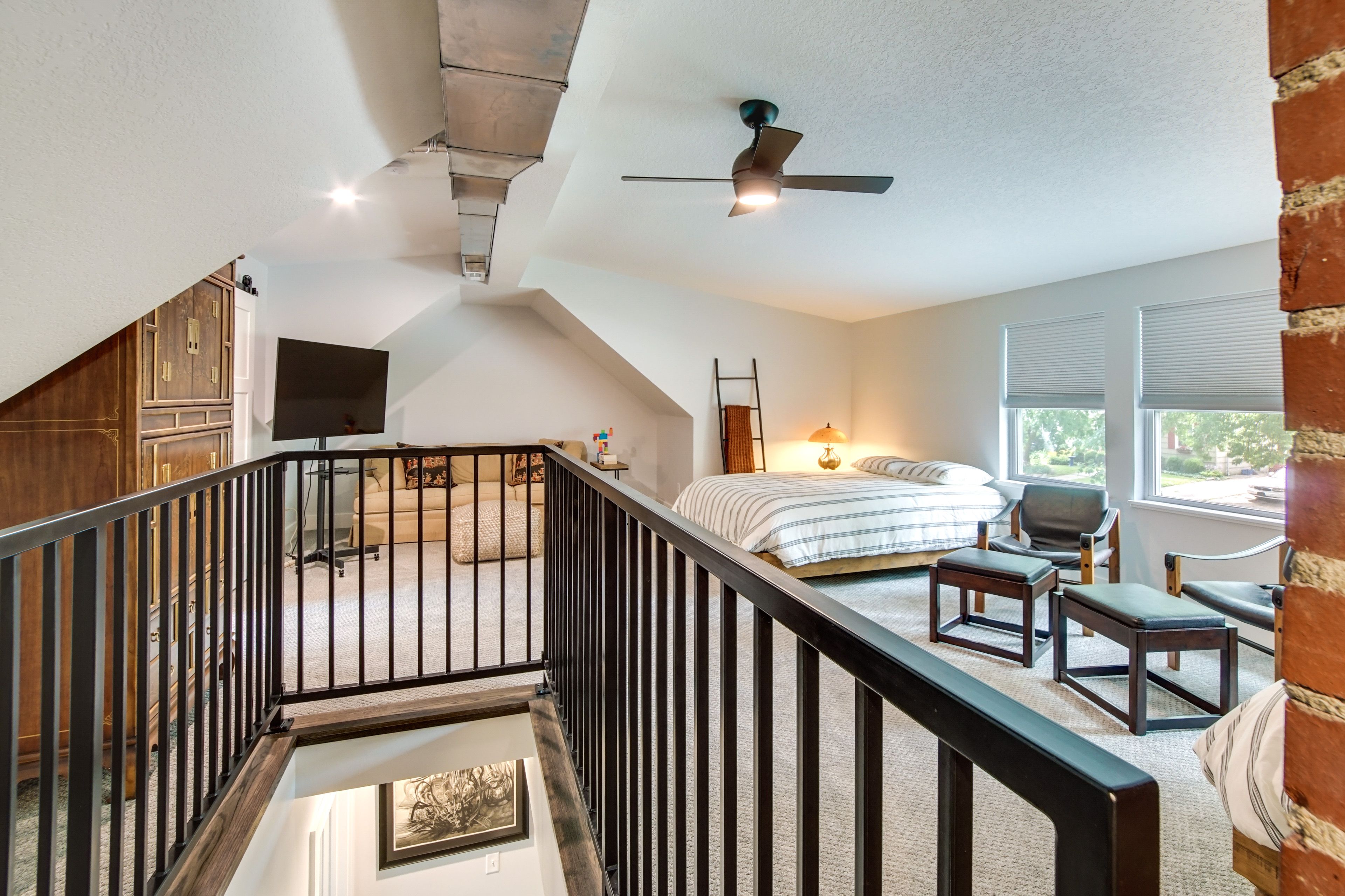 Loft | 2 Queen Beds | Smart TV w/ Cable | 2nd Floor