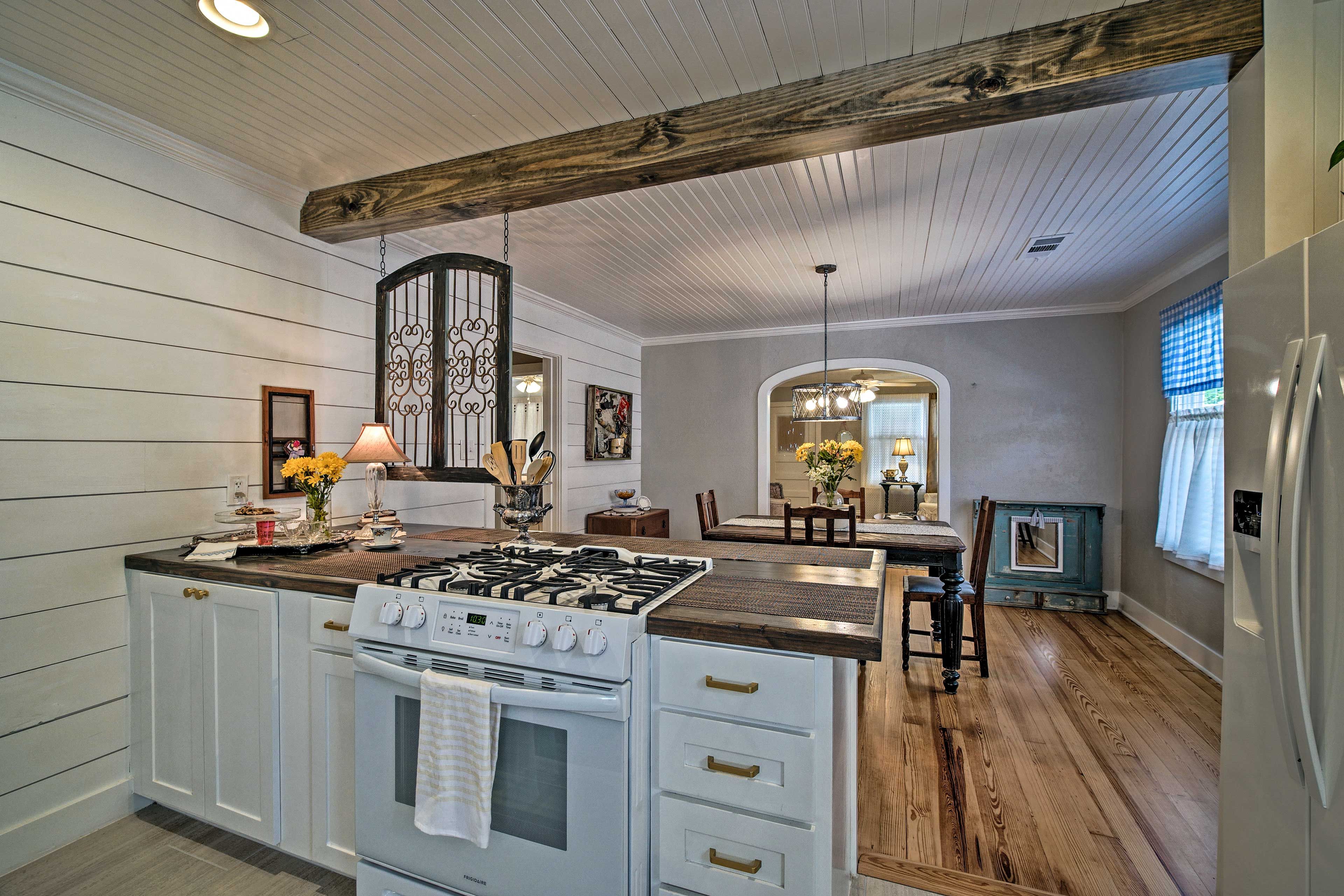 Well-Equipped Kitchen