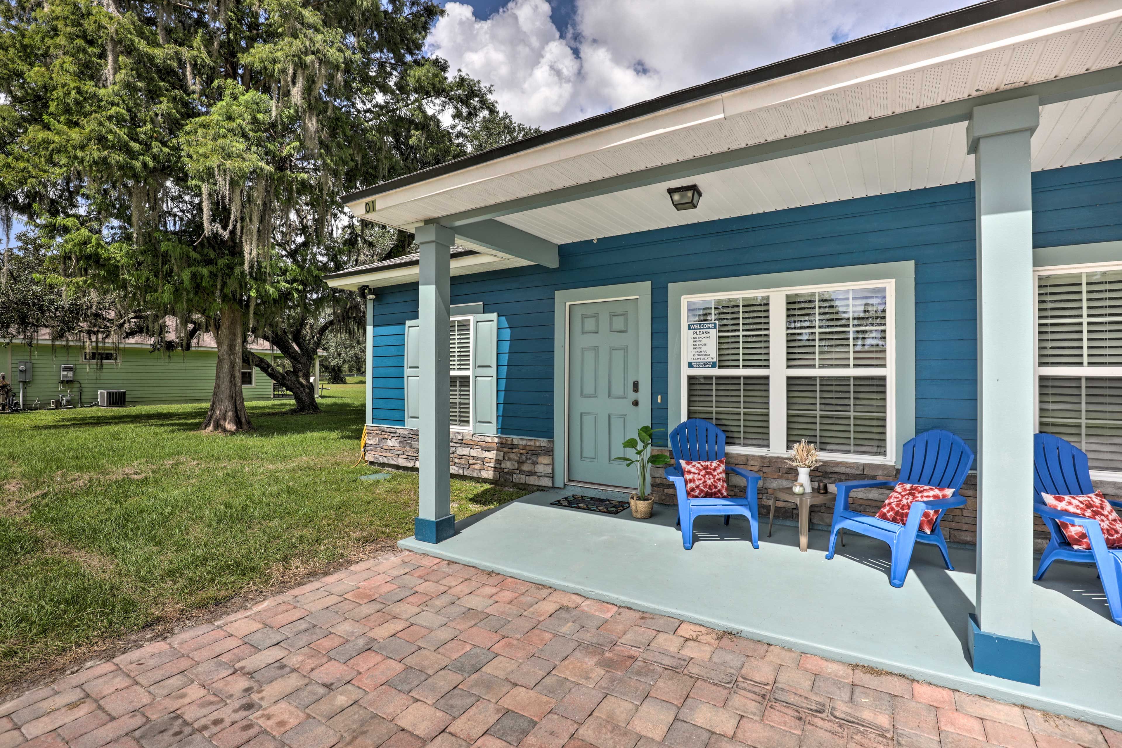Palatka Vacation Rental | 1BR | 1BA | 1 Step Required For Access | 800 Sq Ft