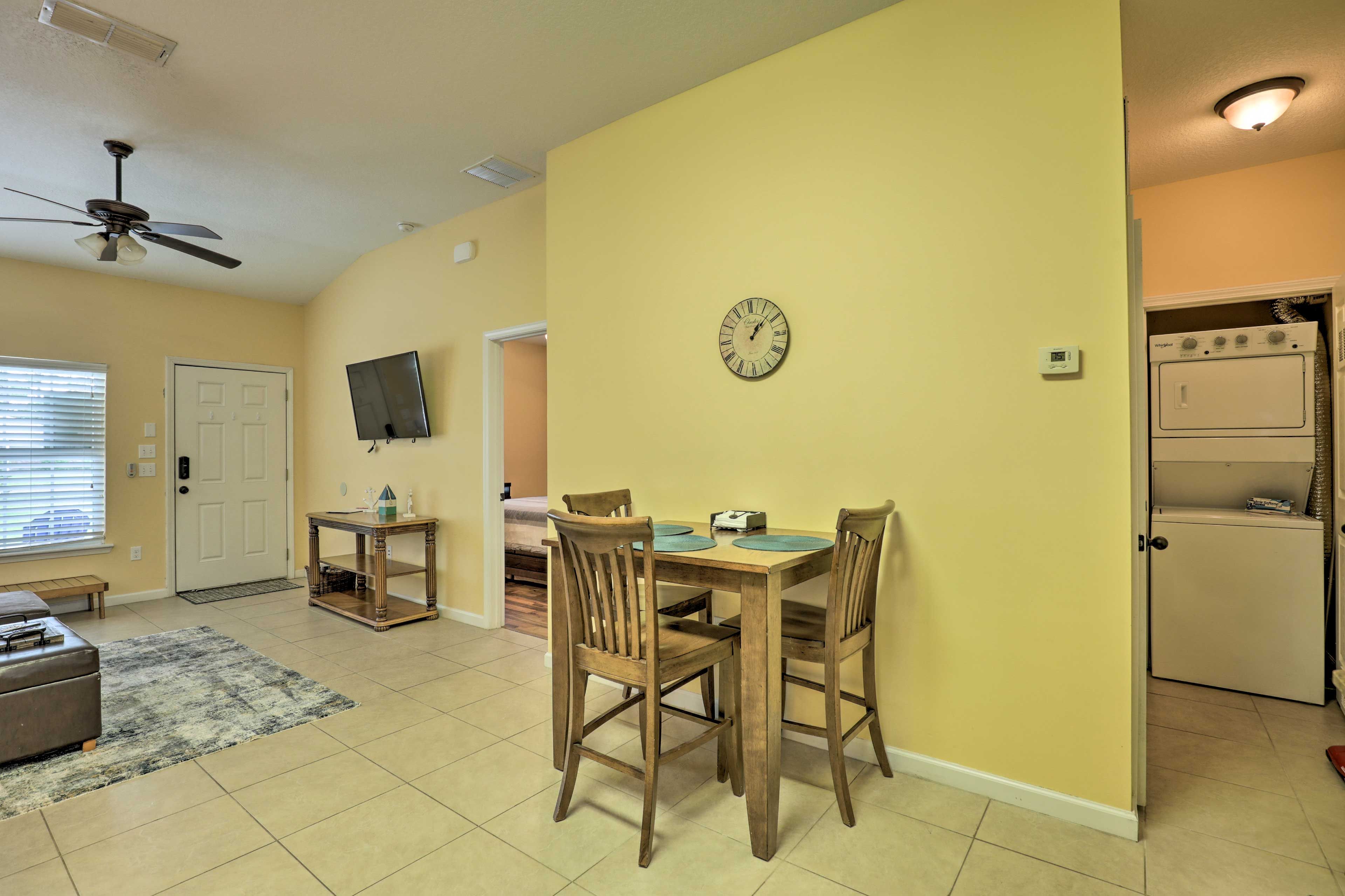 Dining Area | Dishware & Flatware