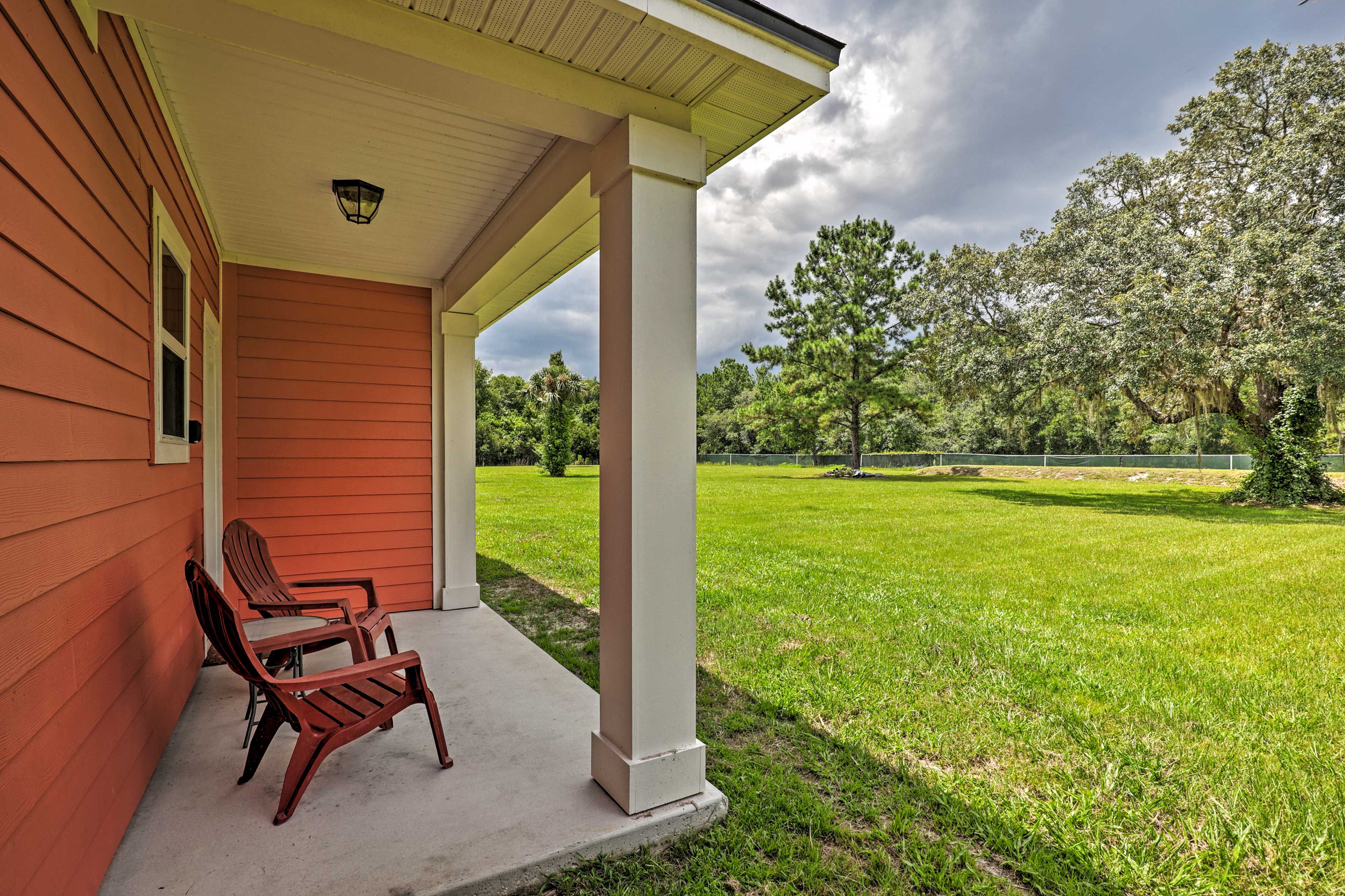 Palatka Vacation Rental | 2BR | 1.5BA | 1,200 Sq Ft | Step-Free Access