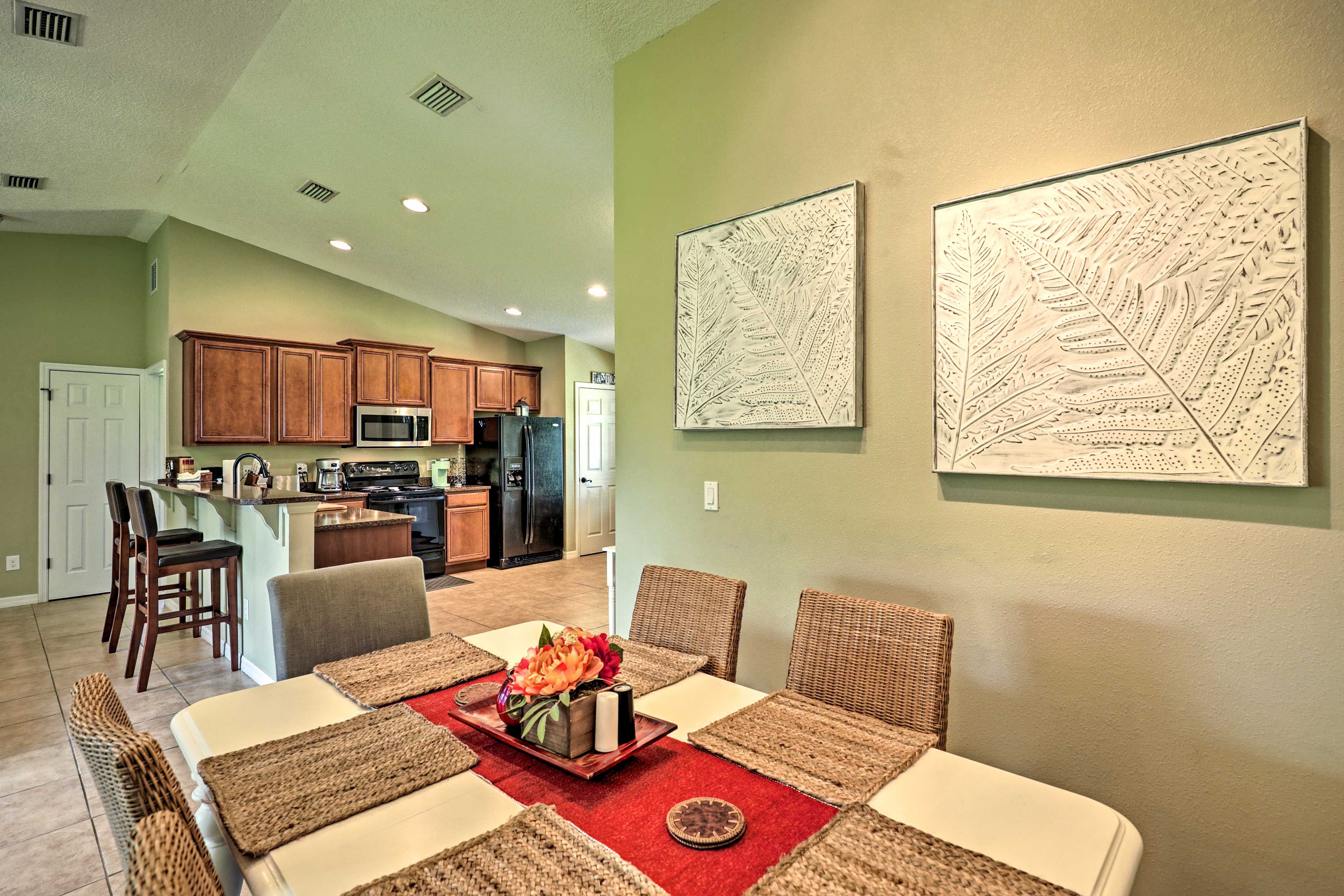 Fully Equipped Kitchen | Pots & Pans | Cooking Utensils