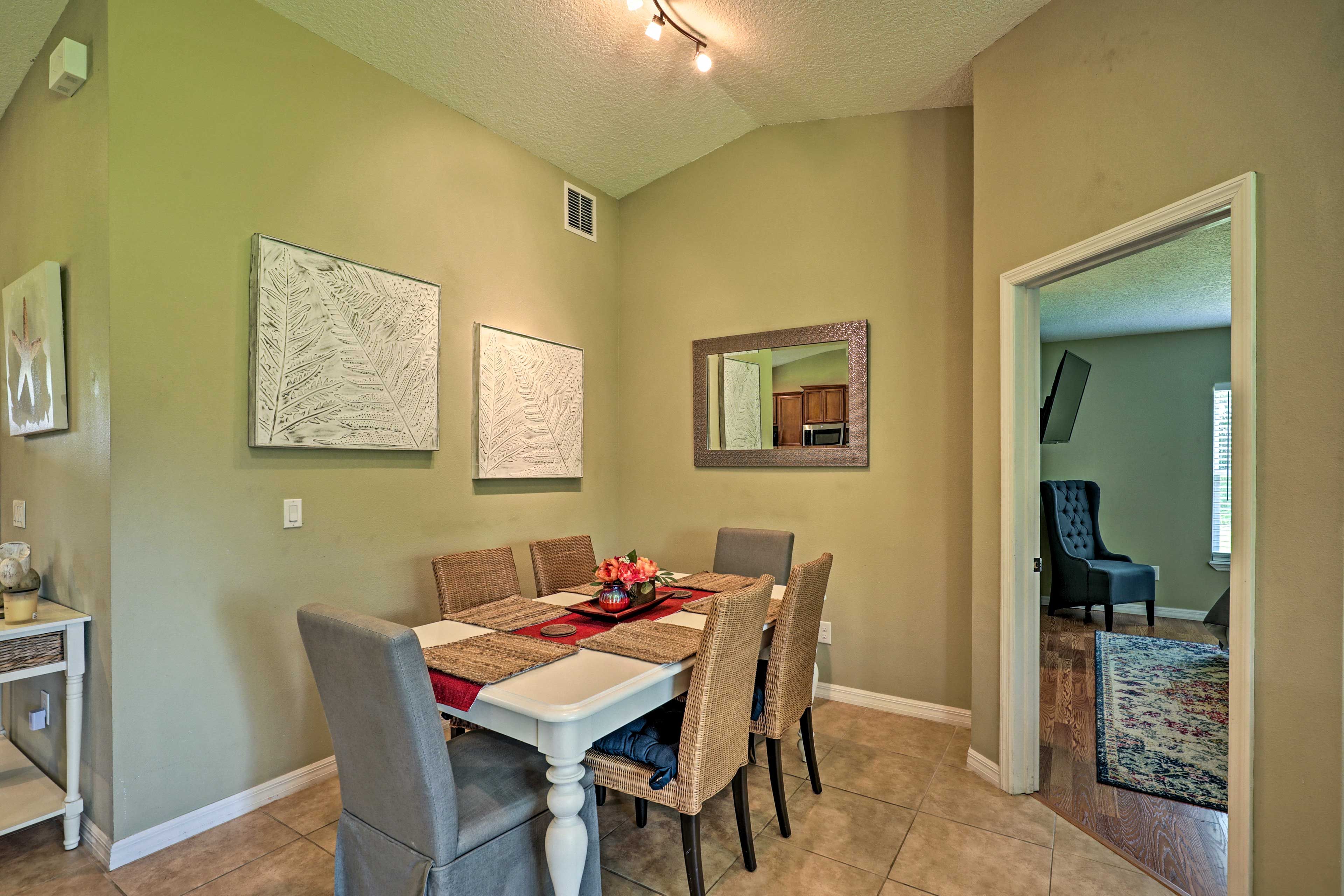 Dining Area | Dishware & Flatware