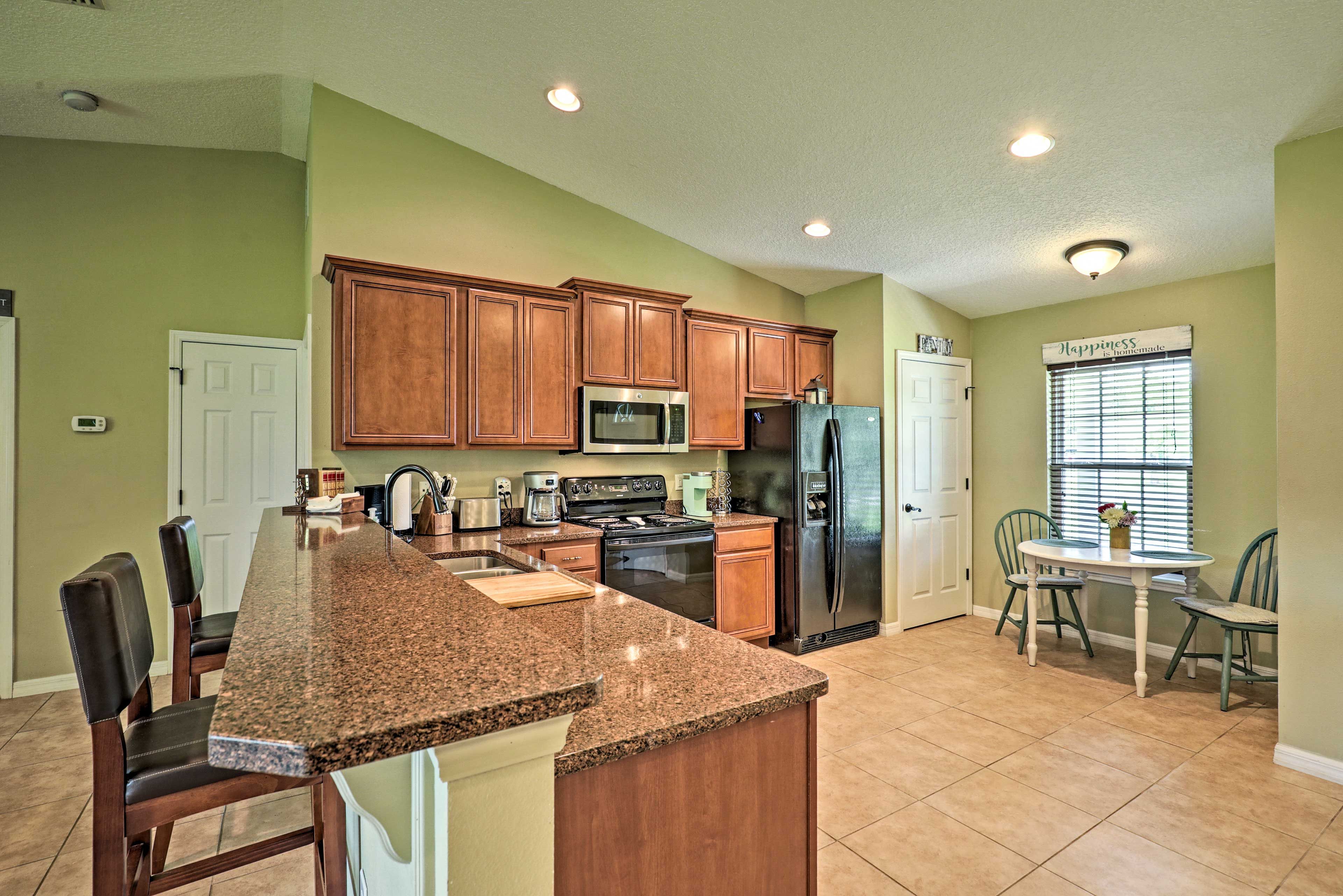 Fully Equipped Kitchen | Toaster | Dishwasher