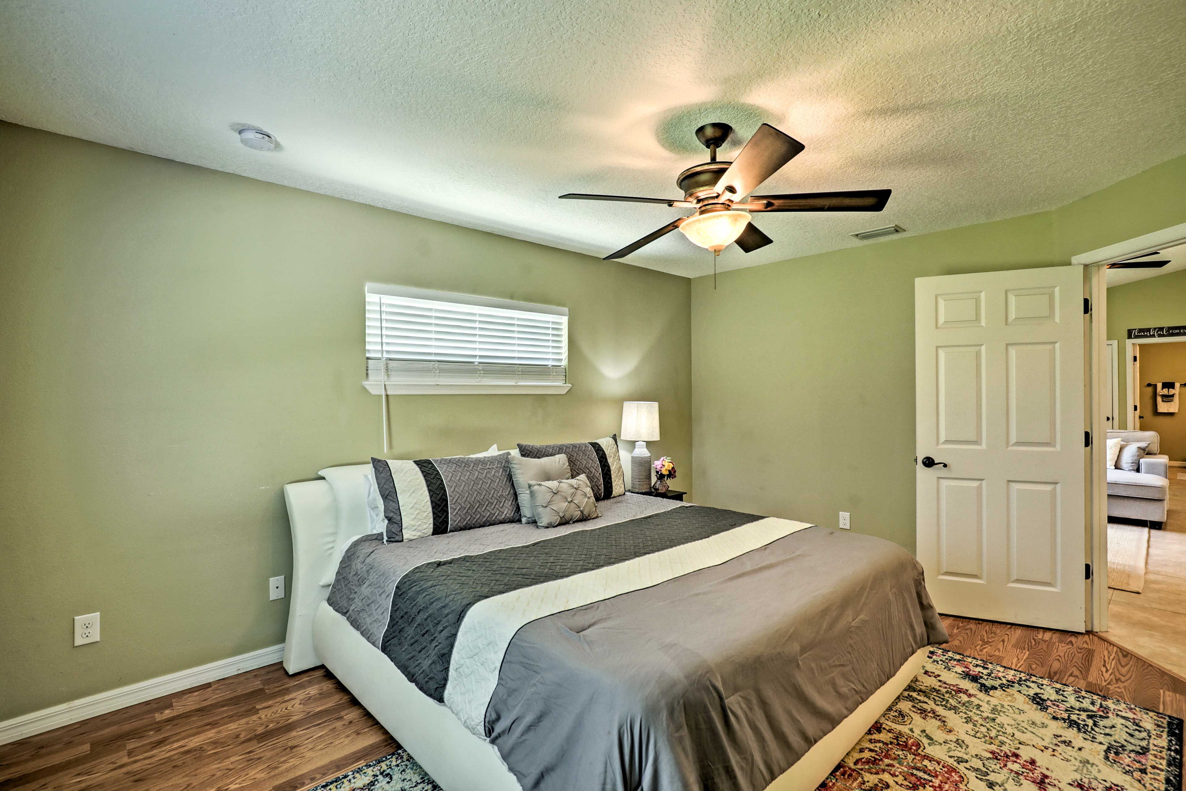 Bedroom 1 | Smart TV | Free WiFi