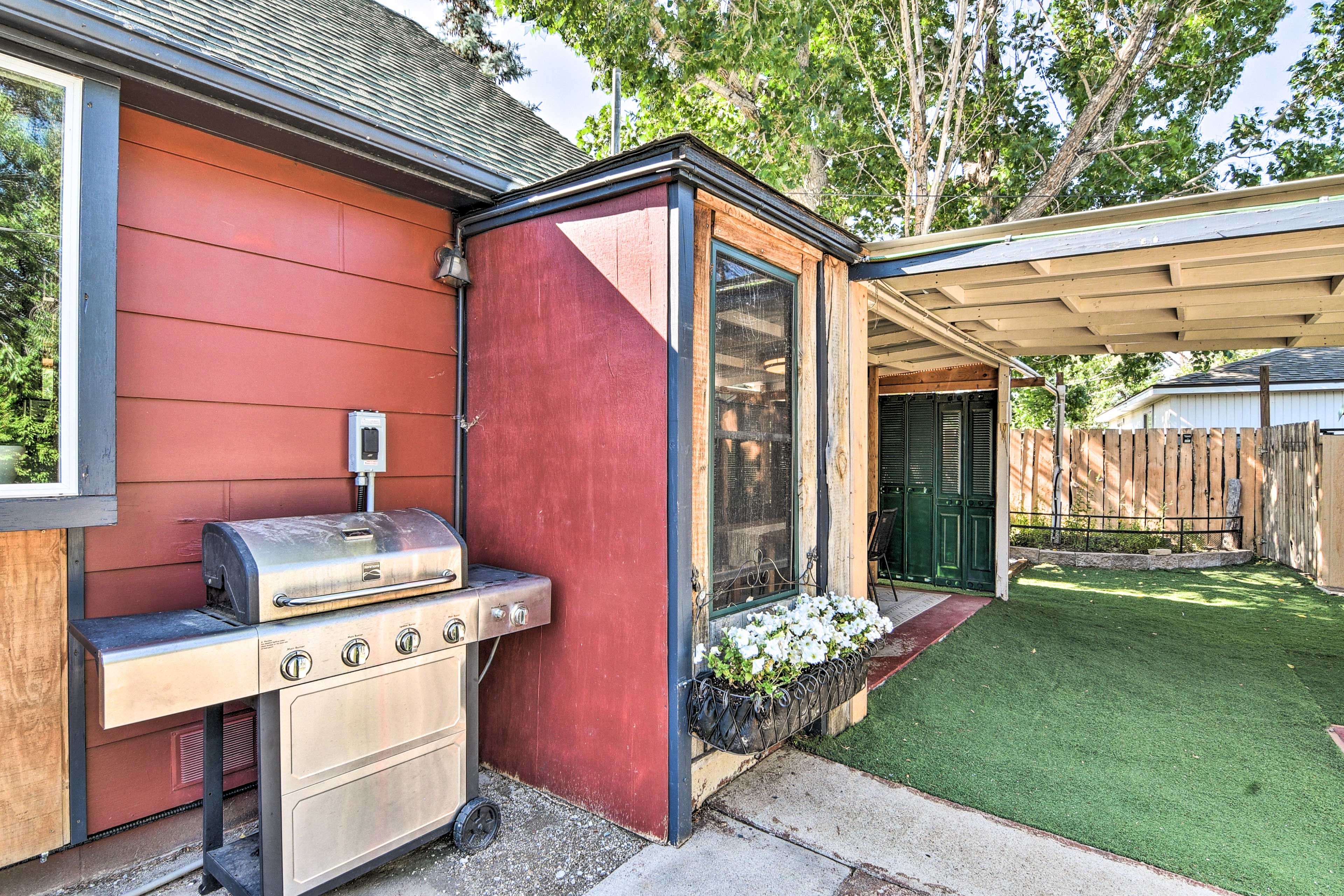Backyard | Gas Grill