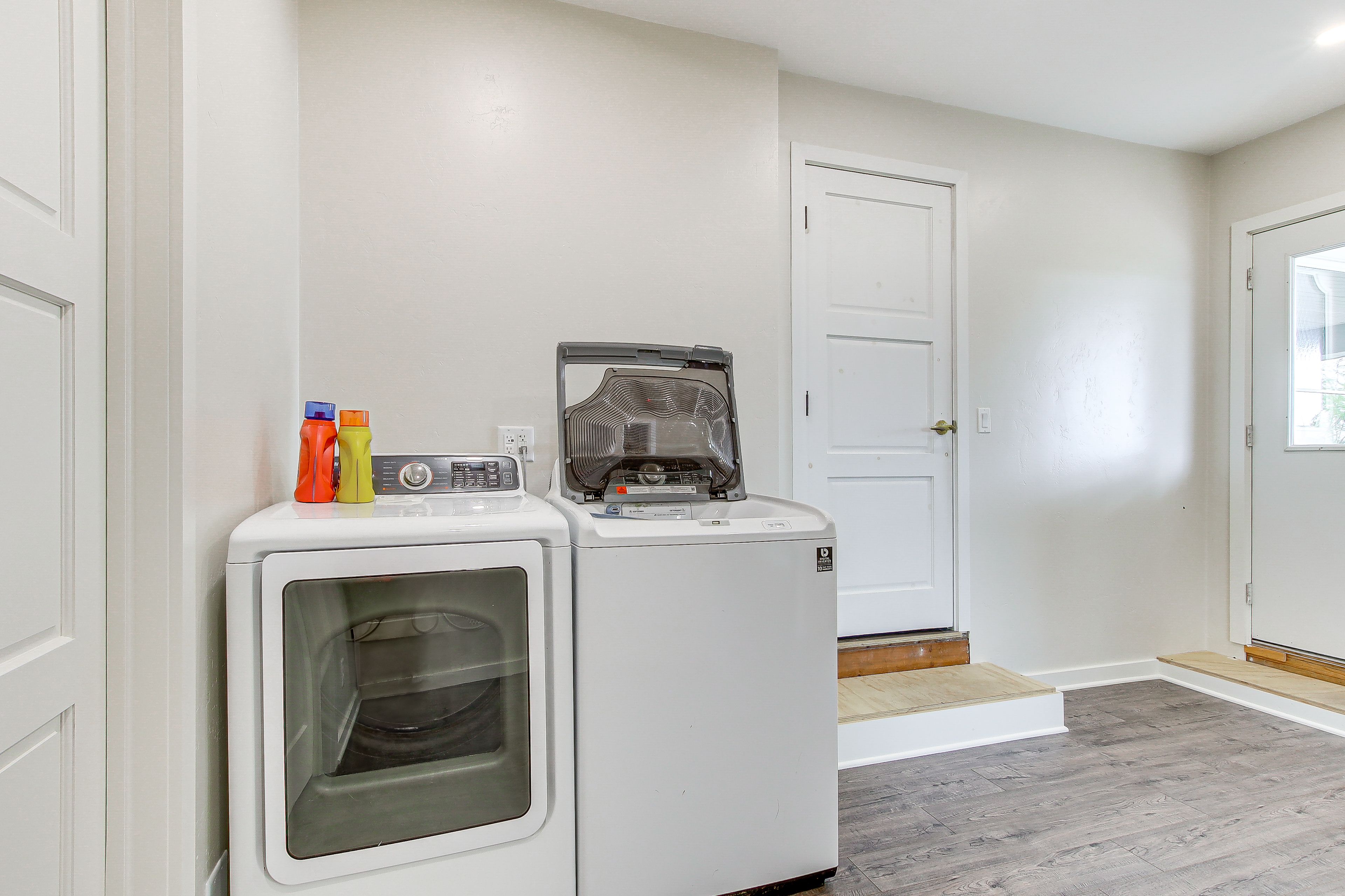 Washer & Dryer