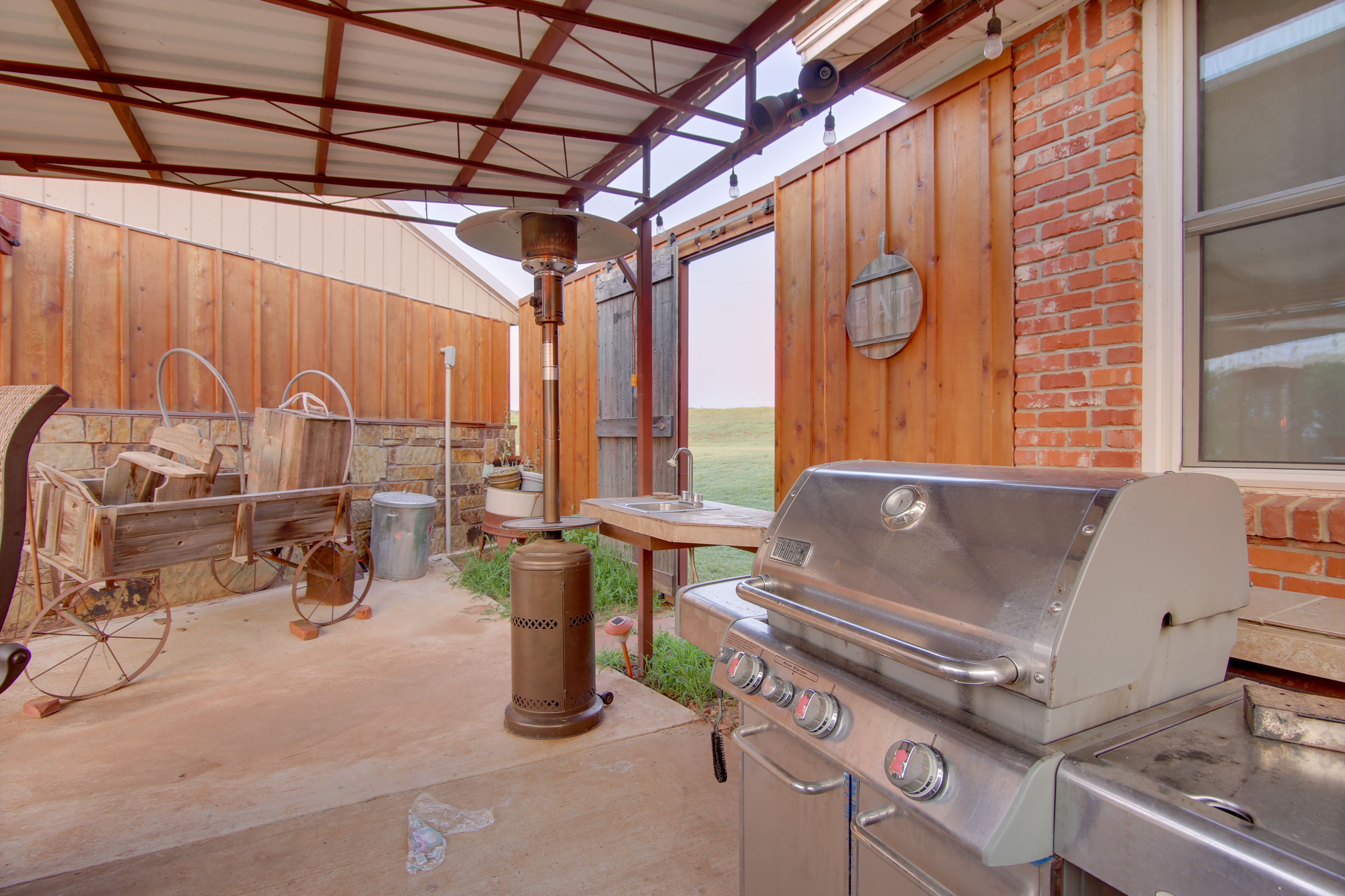Outdoor Kitchen | Gas Grill