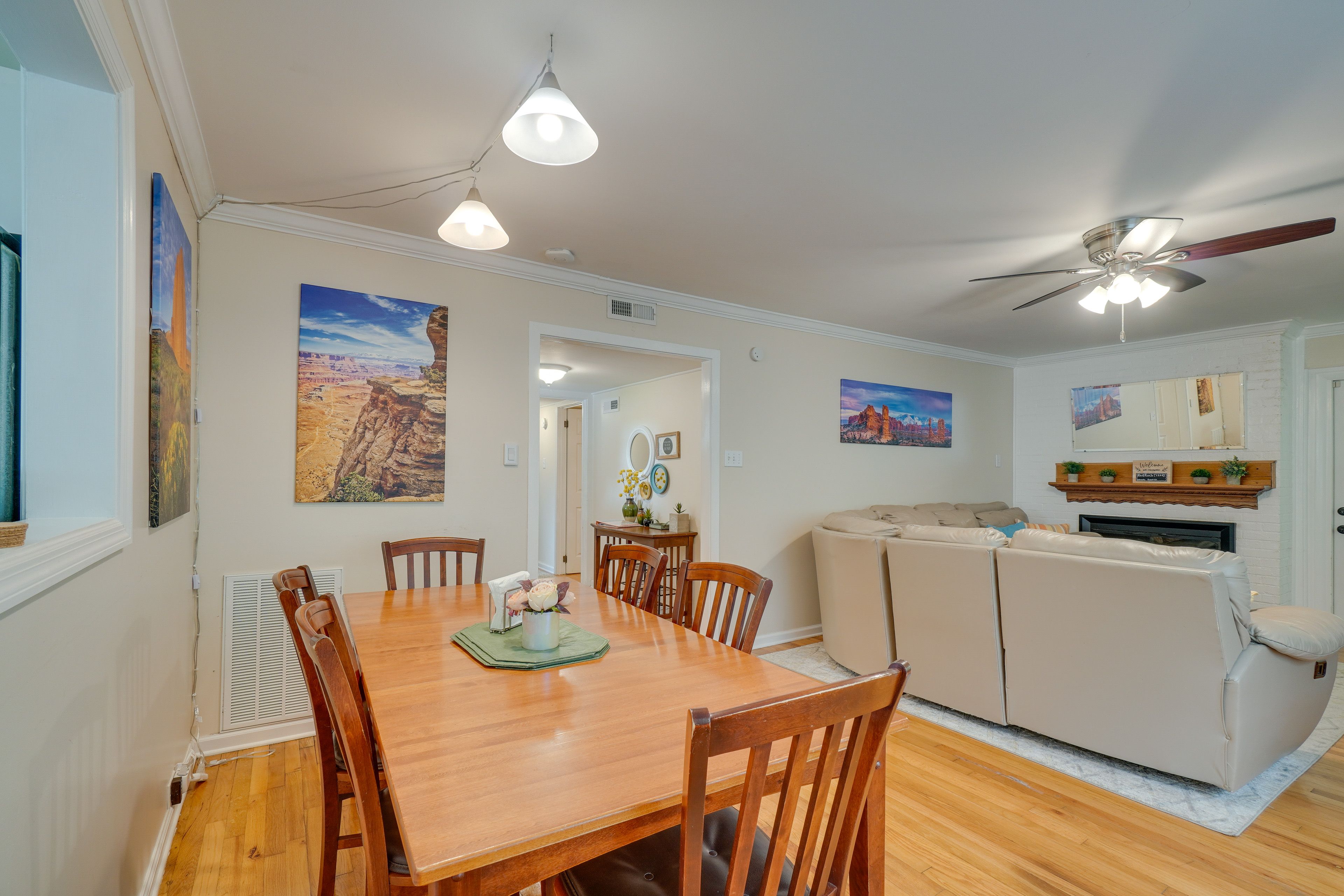 Dining Room | Dishware/Flatware Provided | High Chair