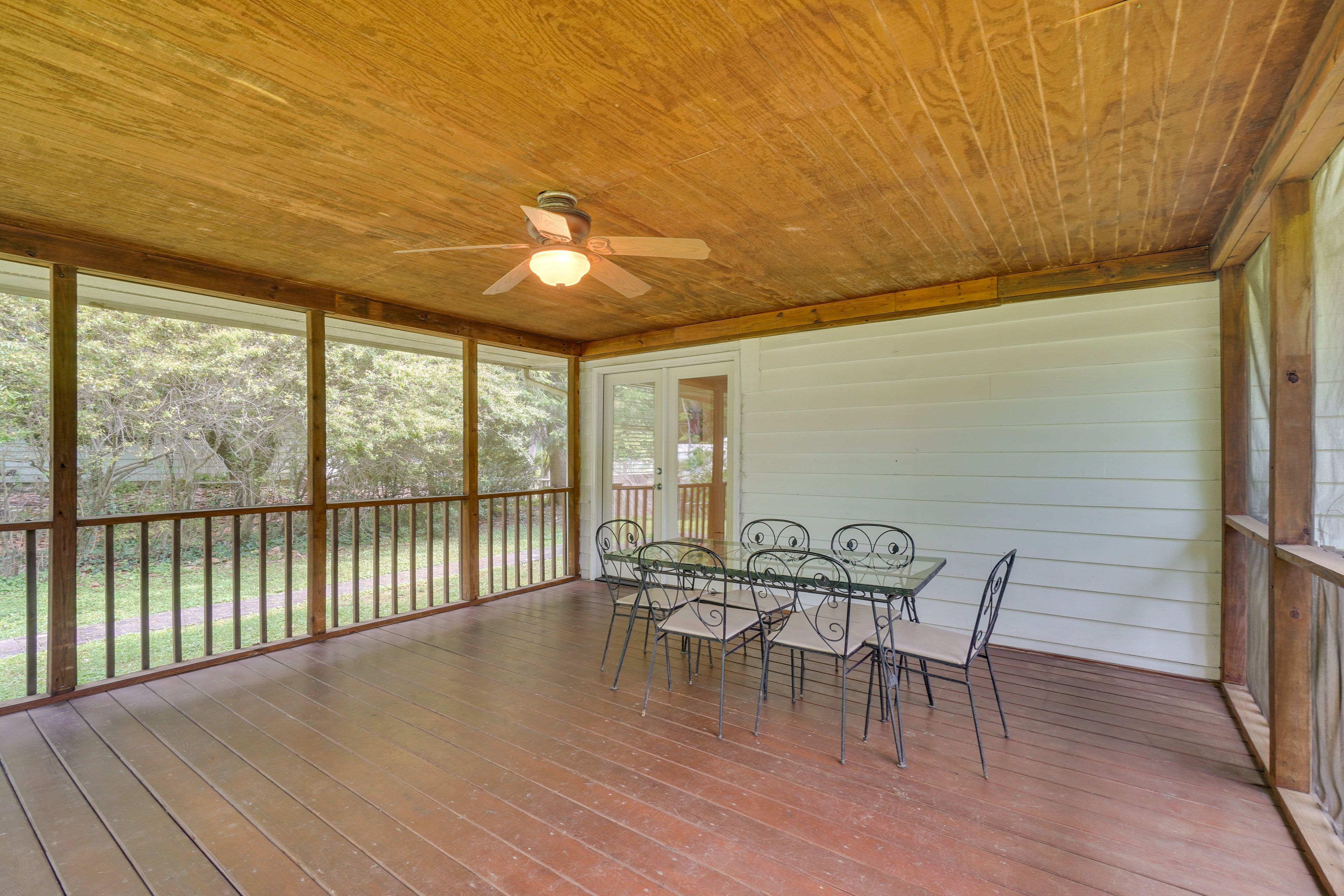 Screened Porch
