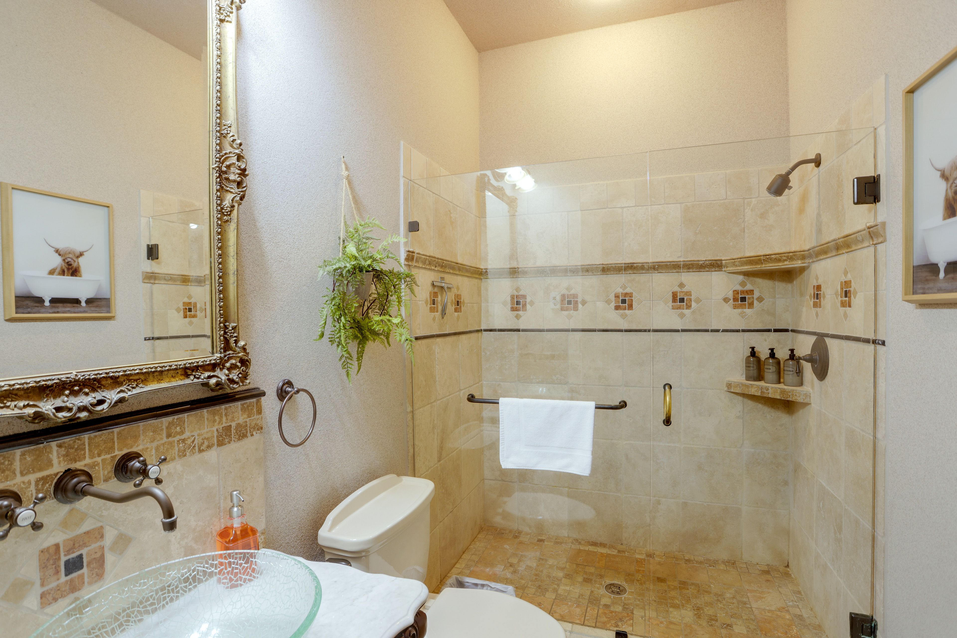 Full Bathroom | Hair Dryer