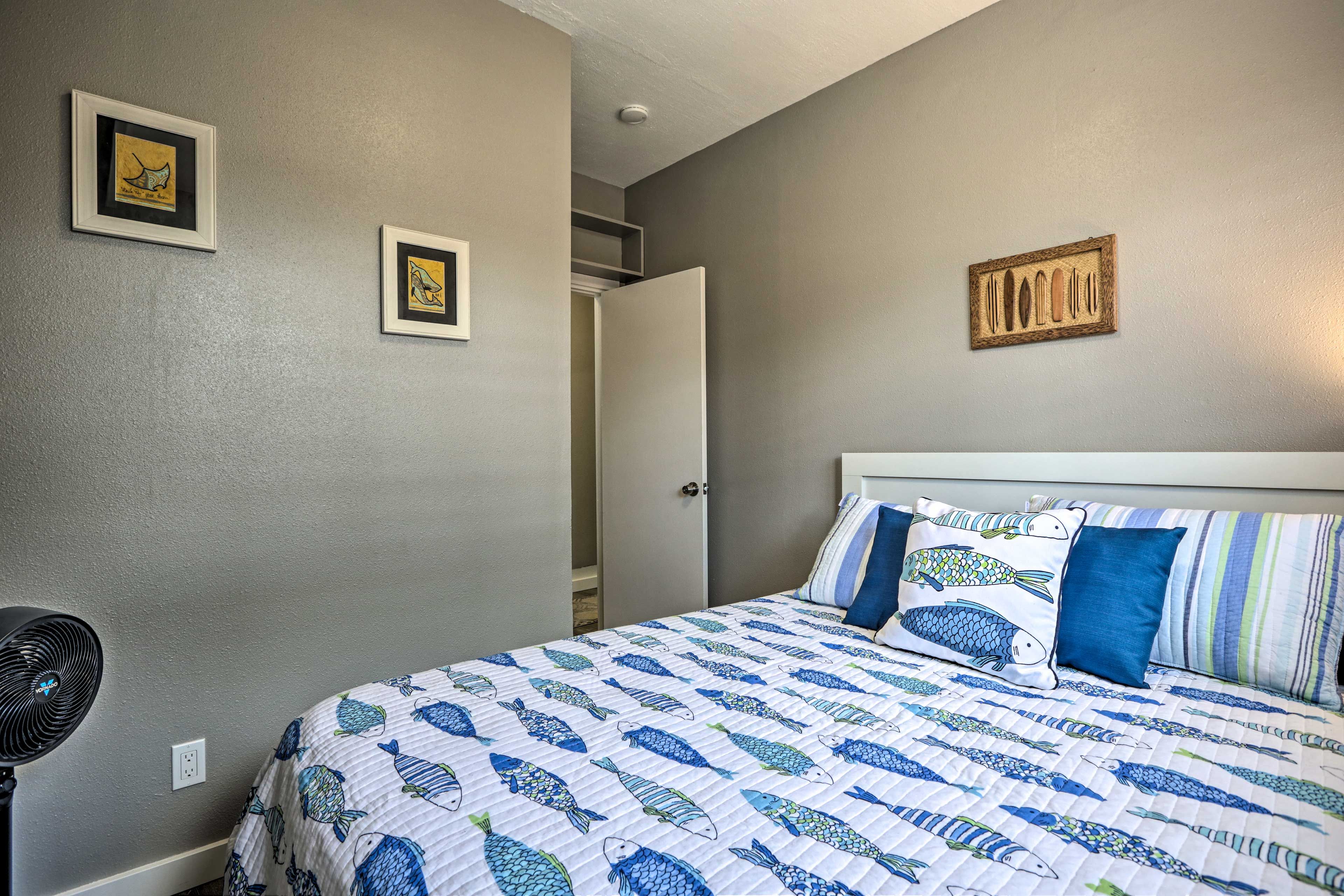 Bedroom 2 | Queen Bed